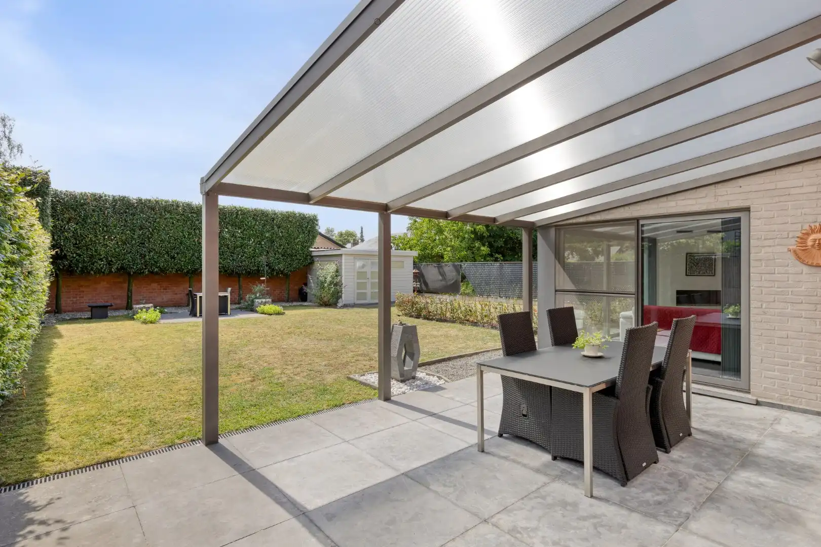 Stijlvolle villa met zonnige tuin waar comfort, kwaliteit en duurzaamheid samenkomen foto 25