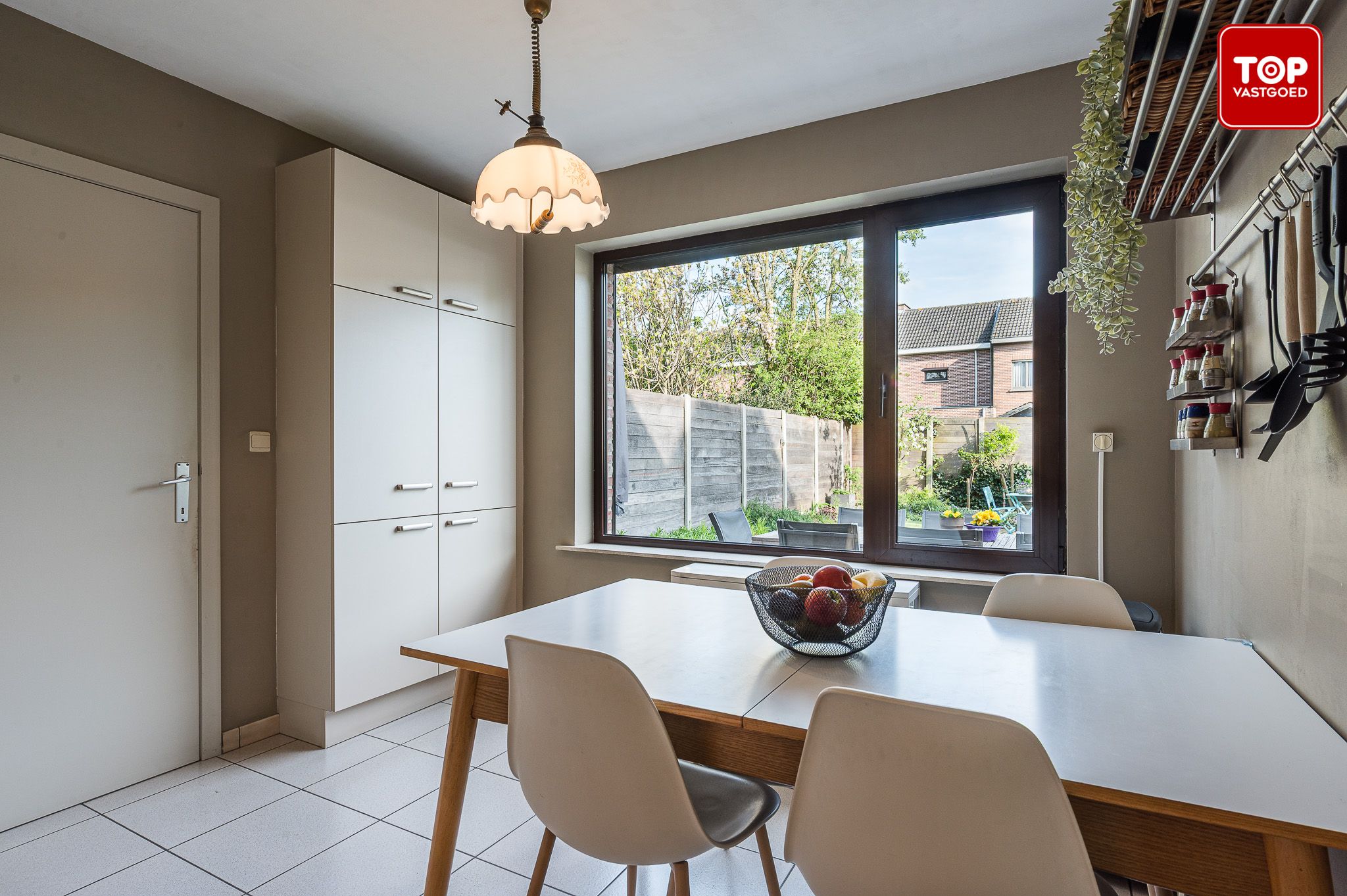 Instapklare woning met 3 slaapkamers en tuin in een doodlopende straat foto 8