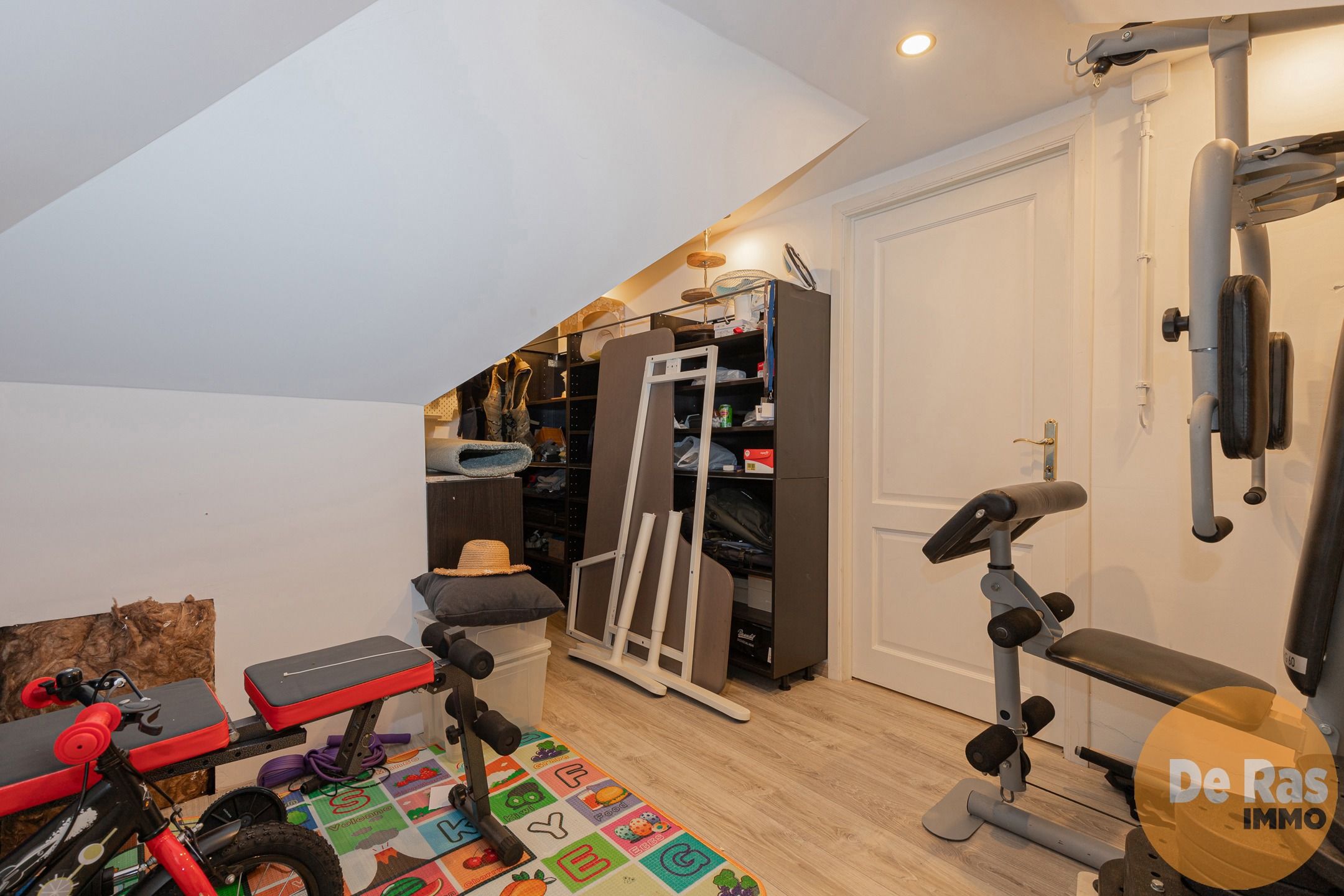 HELDERGEM - Ruime villa met 4 slpk en weide! foto 23