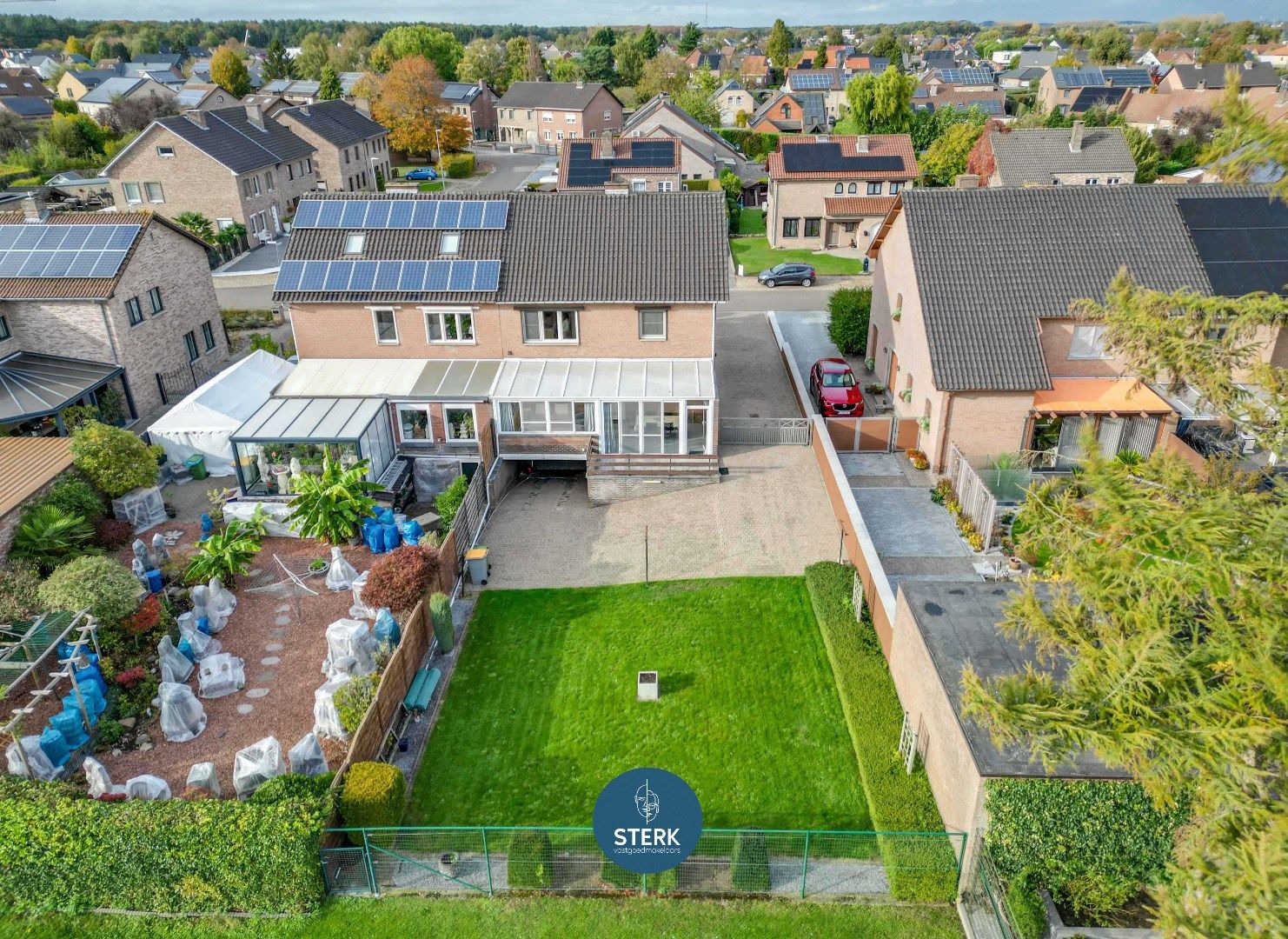 GEZINSWONING MET 236 M² BEWOONBARE OPPERVLAKTE IN HARTJE REKEM !  foto 4