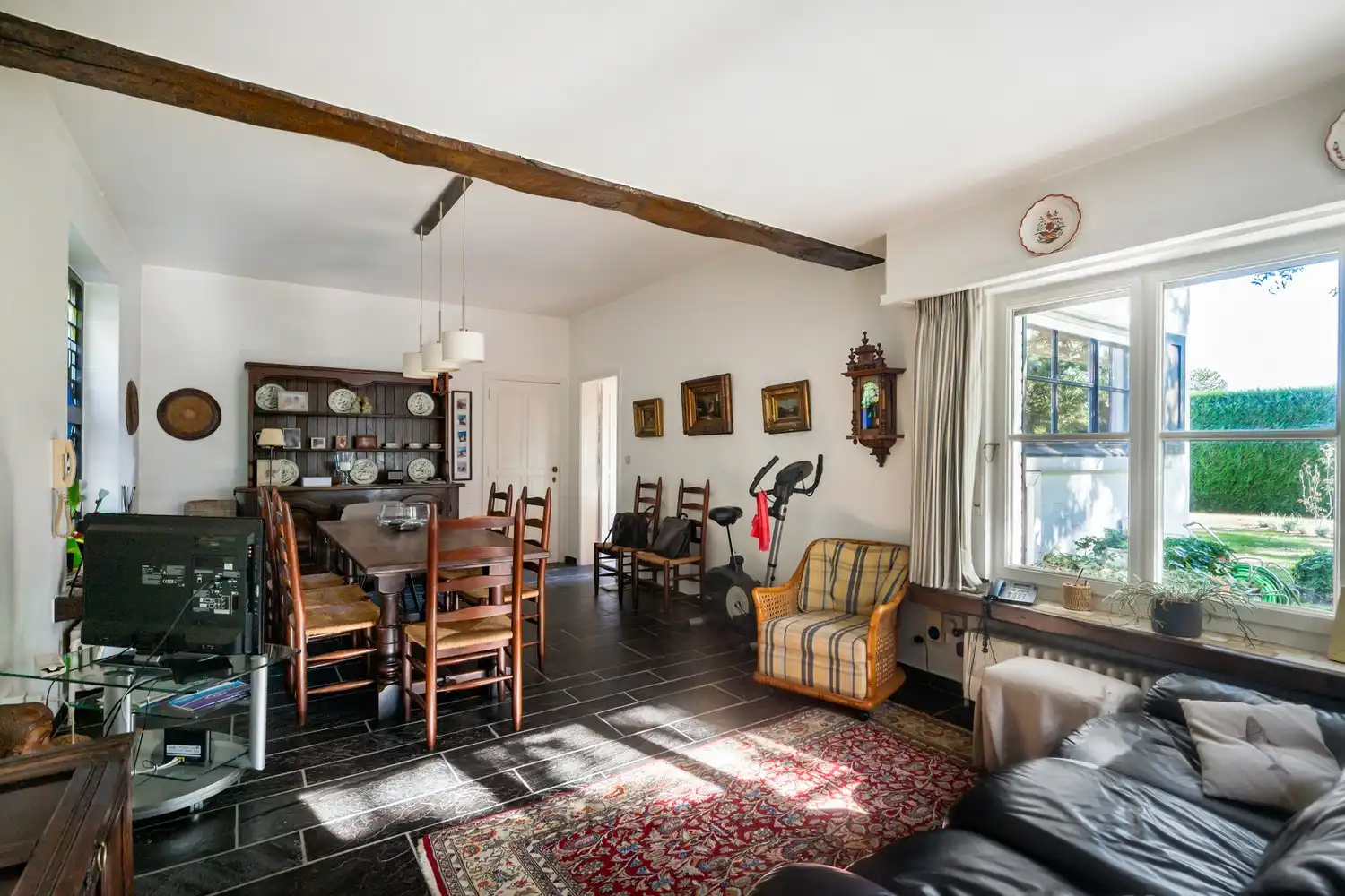 Ruime villa met 5 slpkrs, zwembad en handelsruimte op perceel van 3383m² te Berlaar foto 11