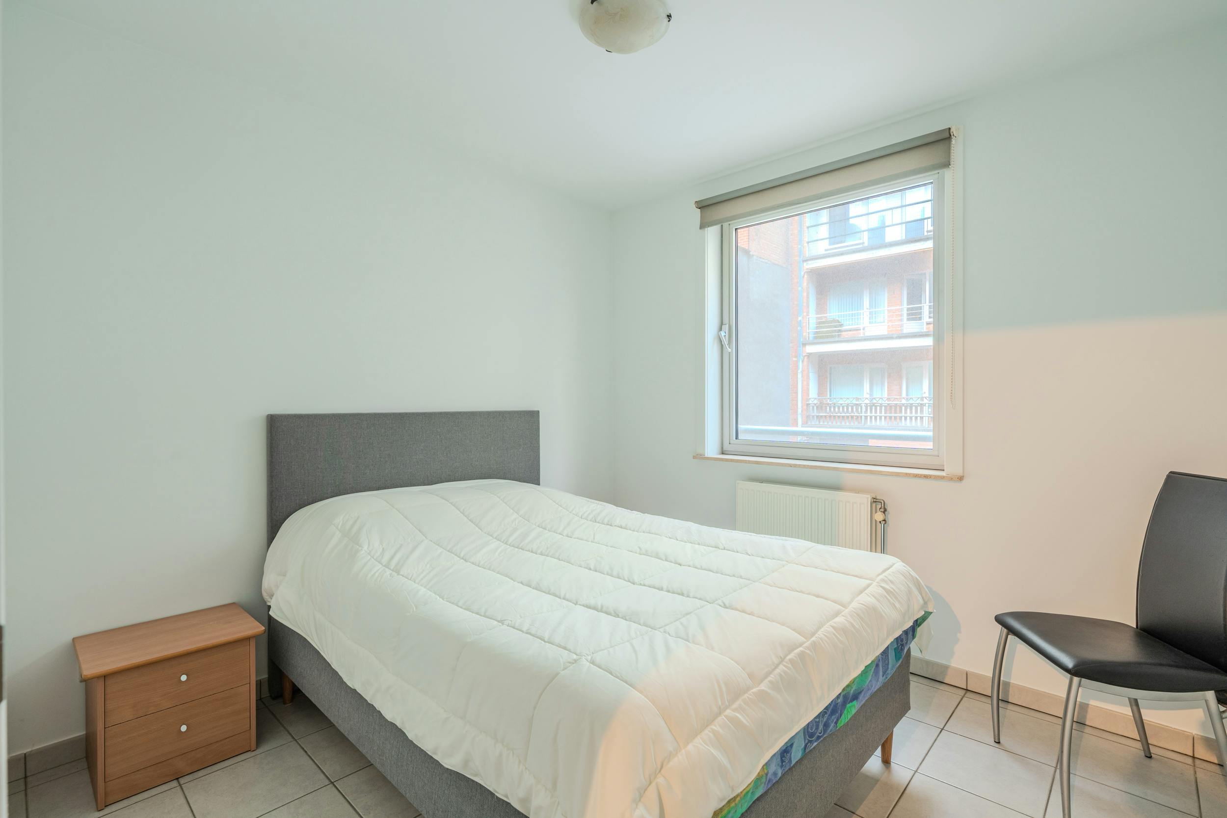 Instapklaar appartement met twee slaapkamers te centrum Middelkerke! foto 8