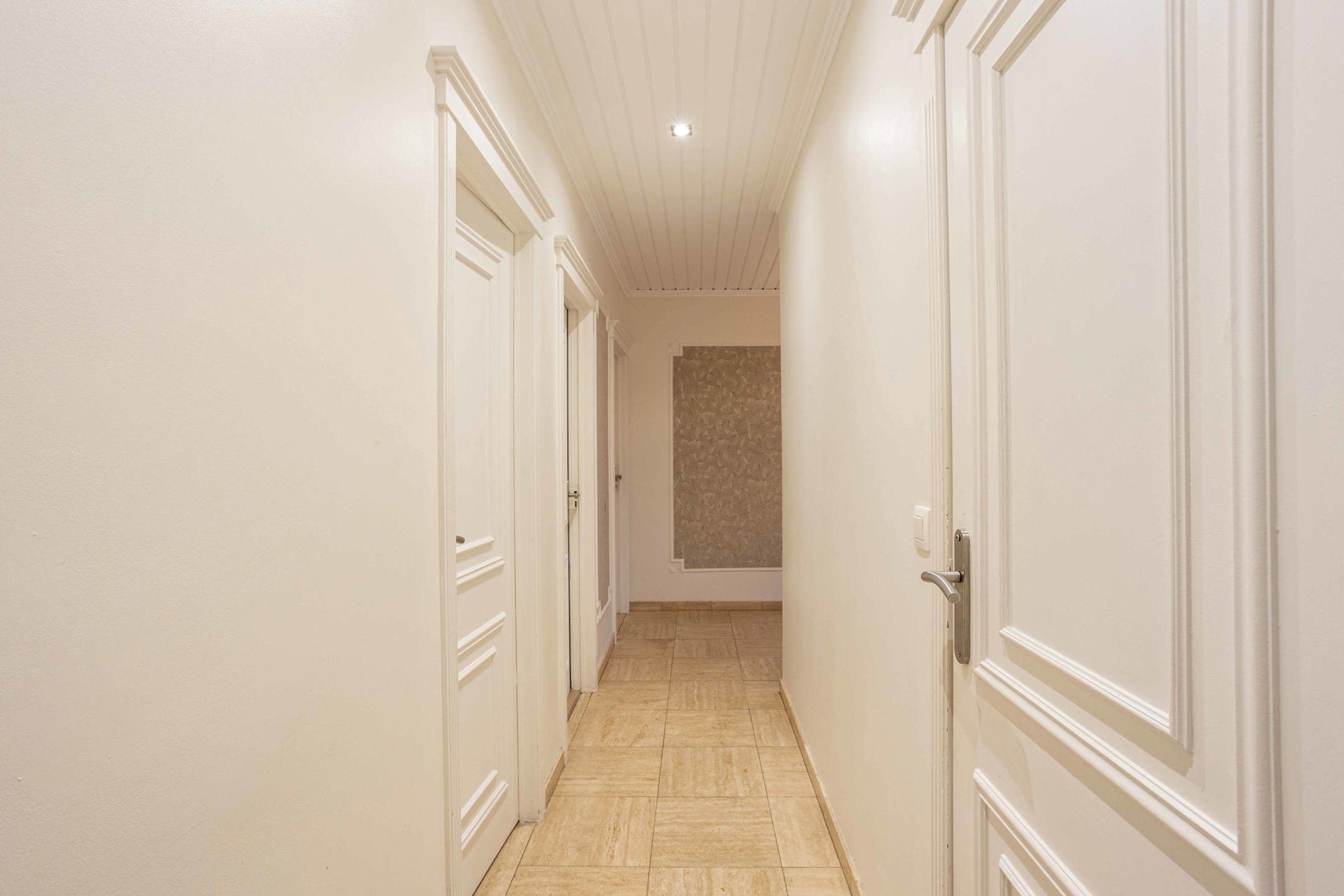 Alleenstaande villa met garage residentiële wijk te Ronse foto 12