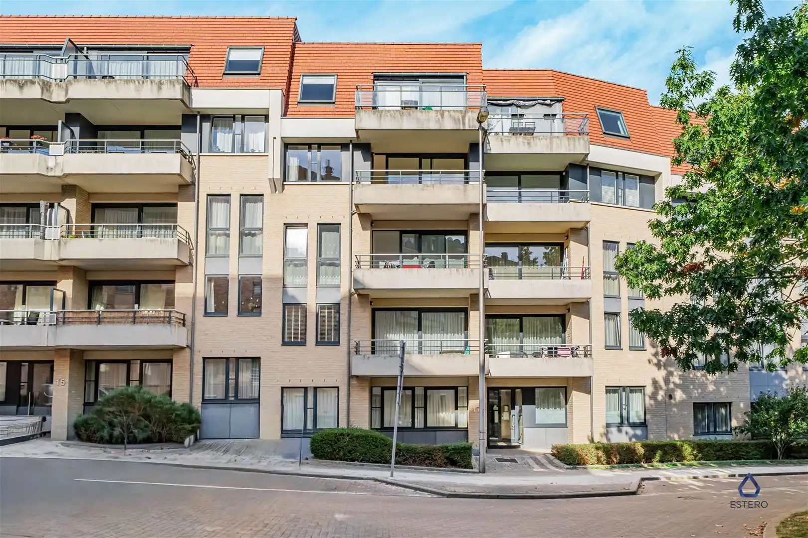 Appartement 89 m² met terras – Marcel Thiry foto 11