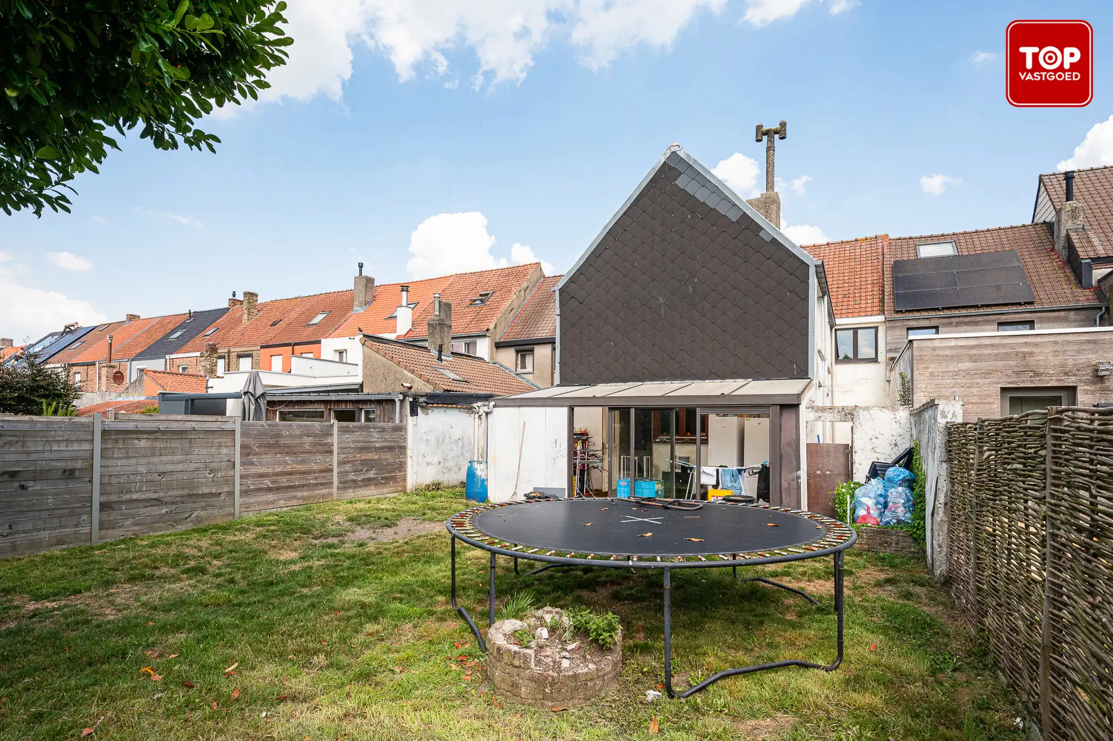 koppelwoning te koop in hartje Eeklo. foto 26