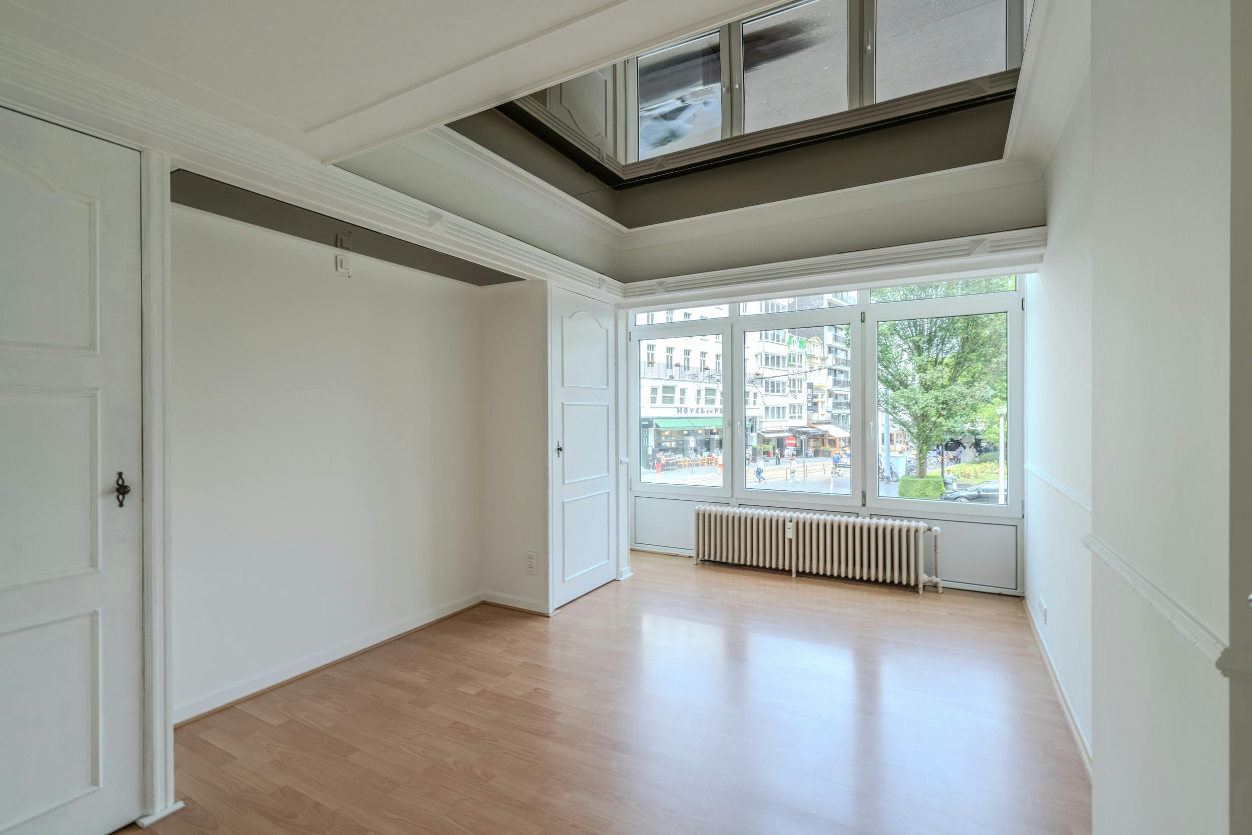 Lichtrijk hoekappartement te centrum Oostende foto 12