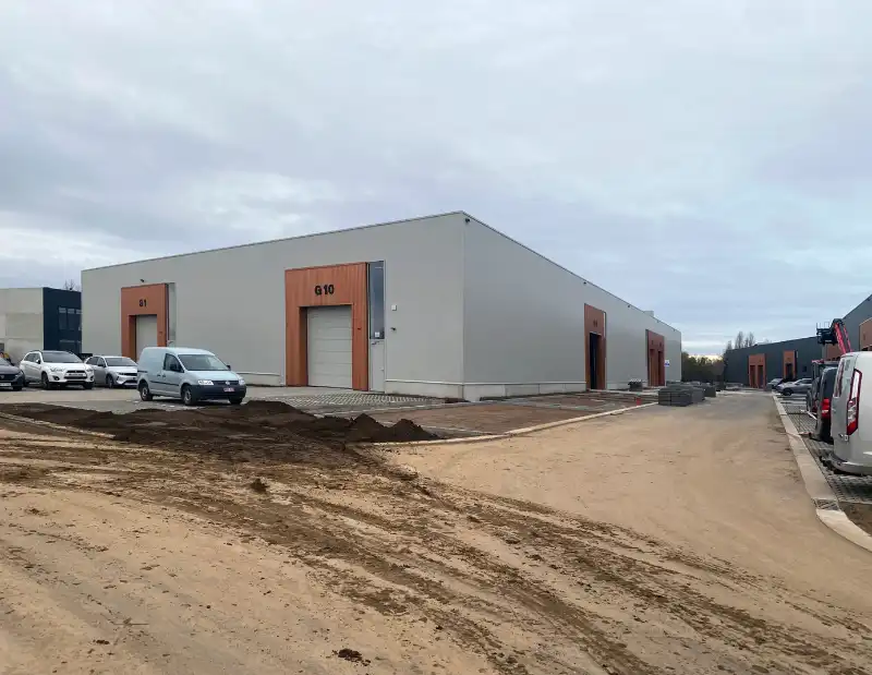 Nieuwbouw bedrijfspand te huur foto 2