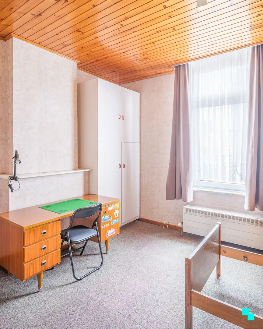 Te renoveren woning met gezellige tuin foto 10