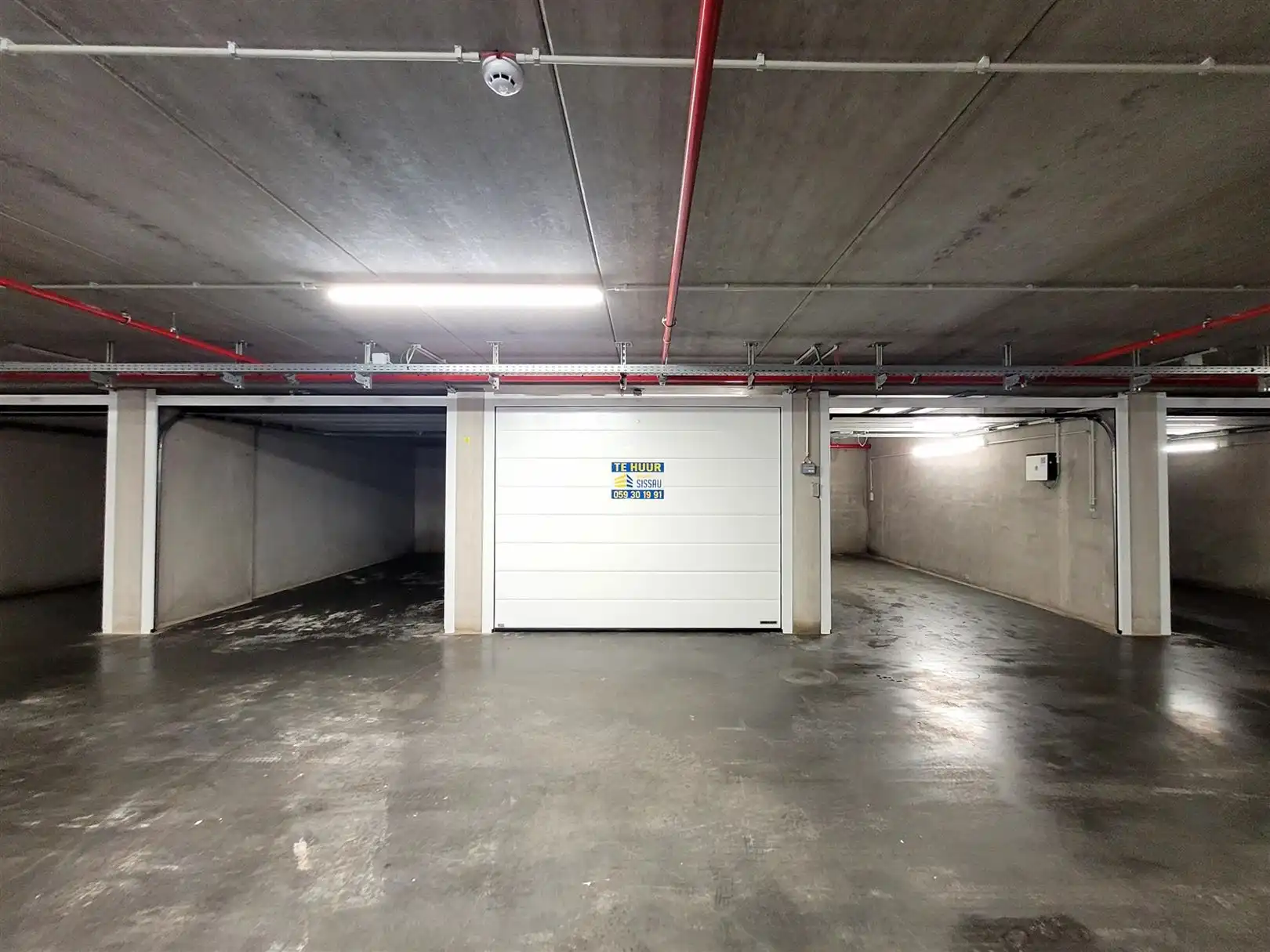 Gesloten garagebox dichtbij centrum Middelkerke foto 3