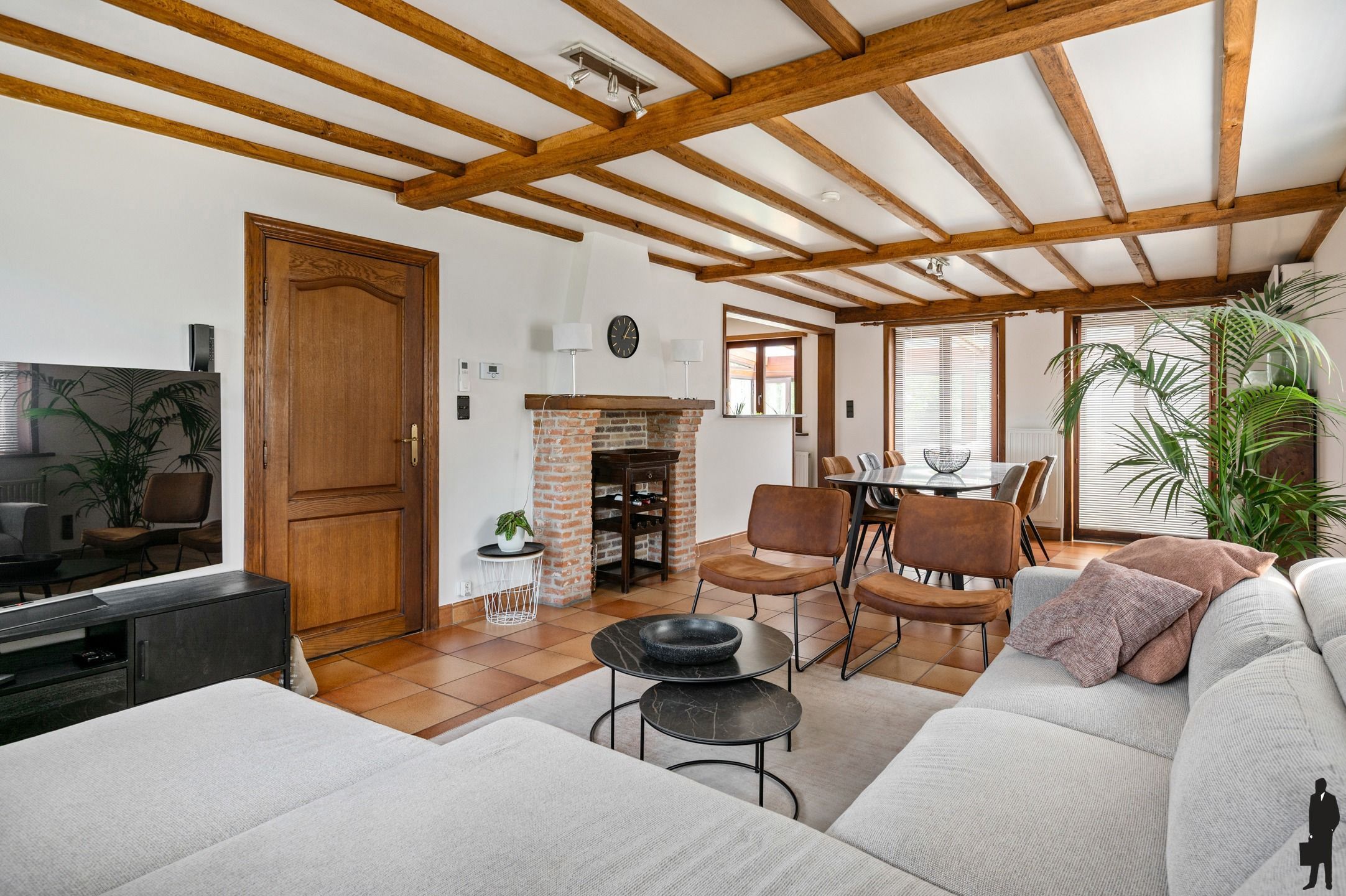 Vrijstaande woning op een perceel van 1.547 m² in Boechout foto 2