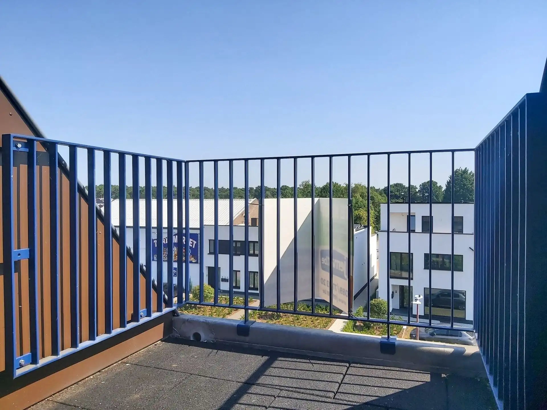 Appartement met 1 slaapkamer, terras en privatieve autostaanplaats in Maasmechelen! foto 10
