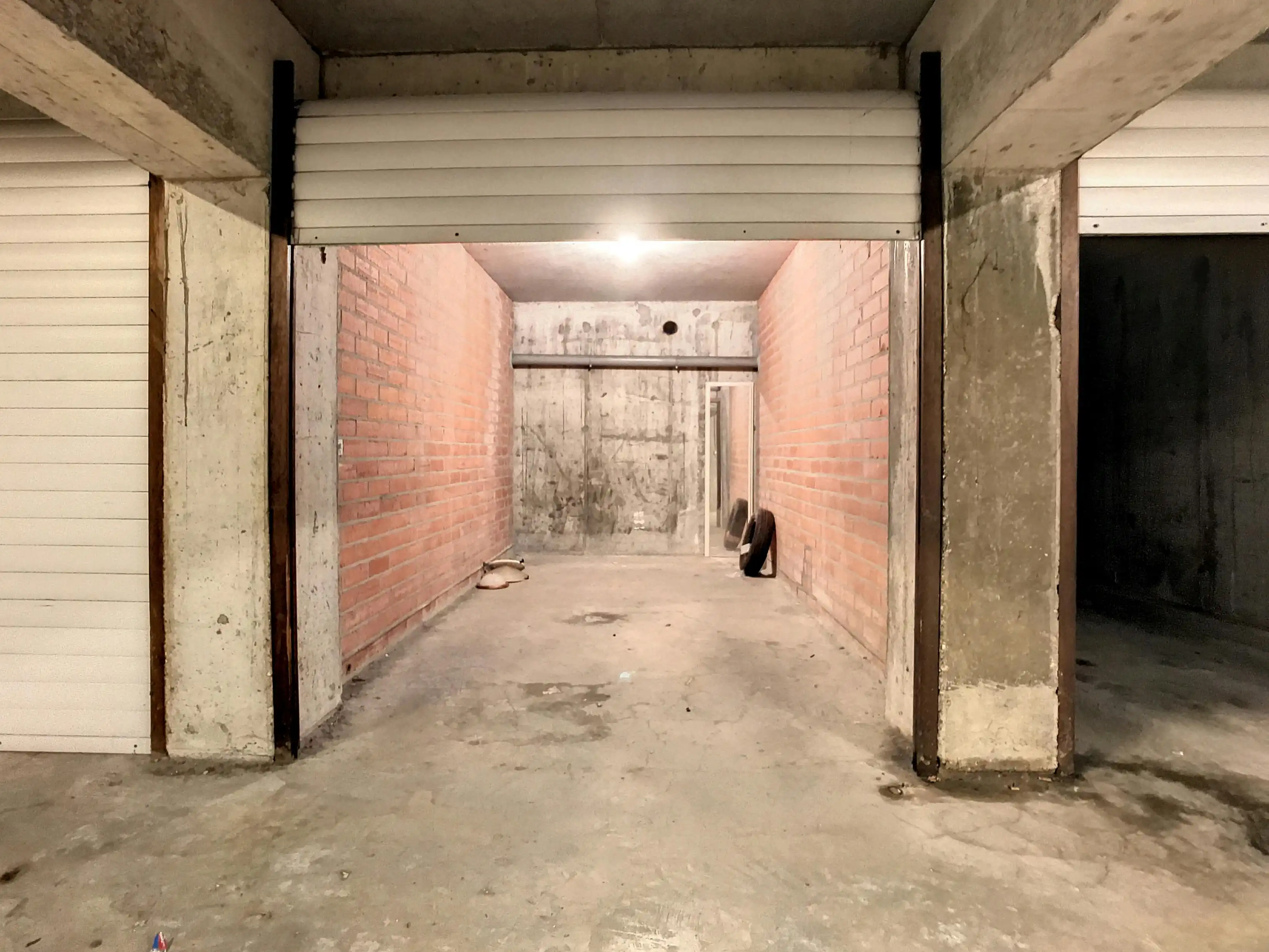 Garagebox in het centrum van Middelkerke! foto 4