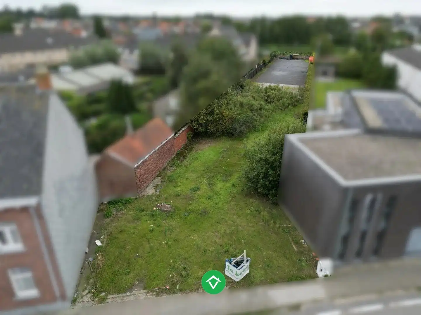 Project/bouwgrond op een centrale, strategische ligging te Lichtervelde 1750 m² foto 3