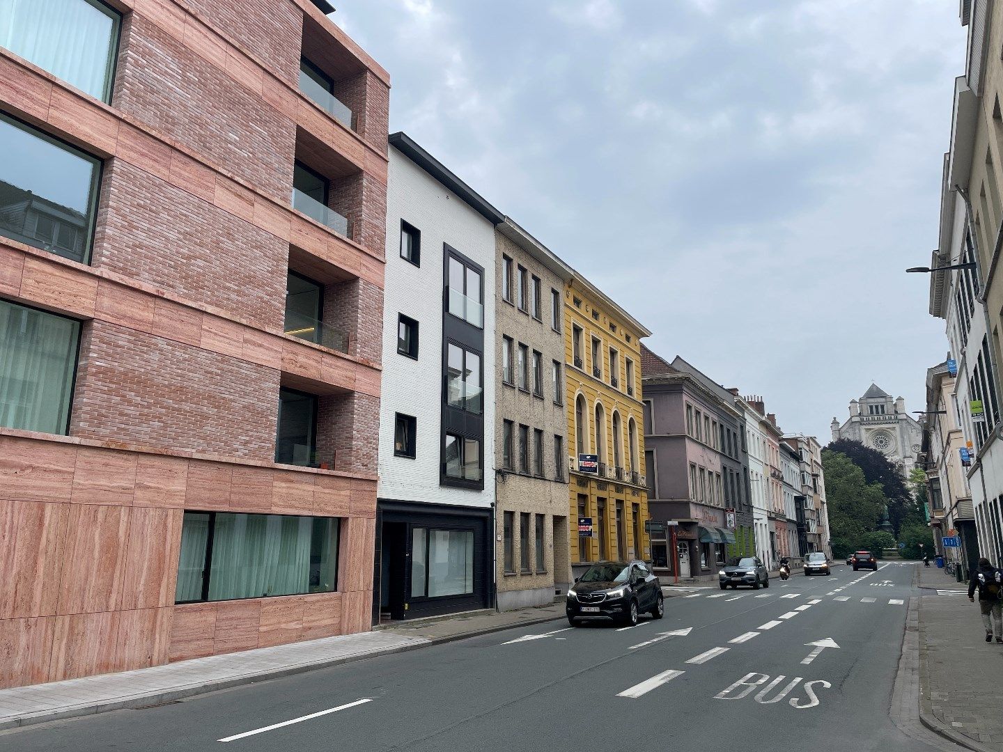 ruime studio in hartje Gent foto 3