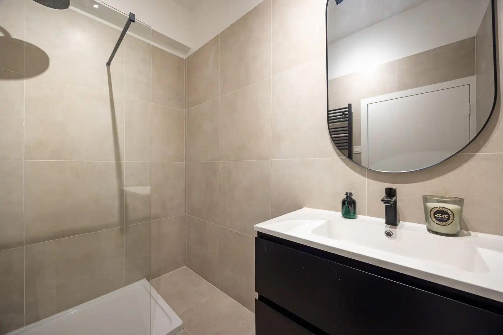 APPARTEMENT MET TERRAS foto 9