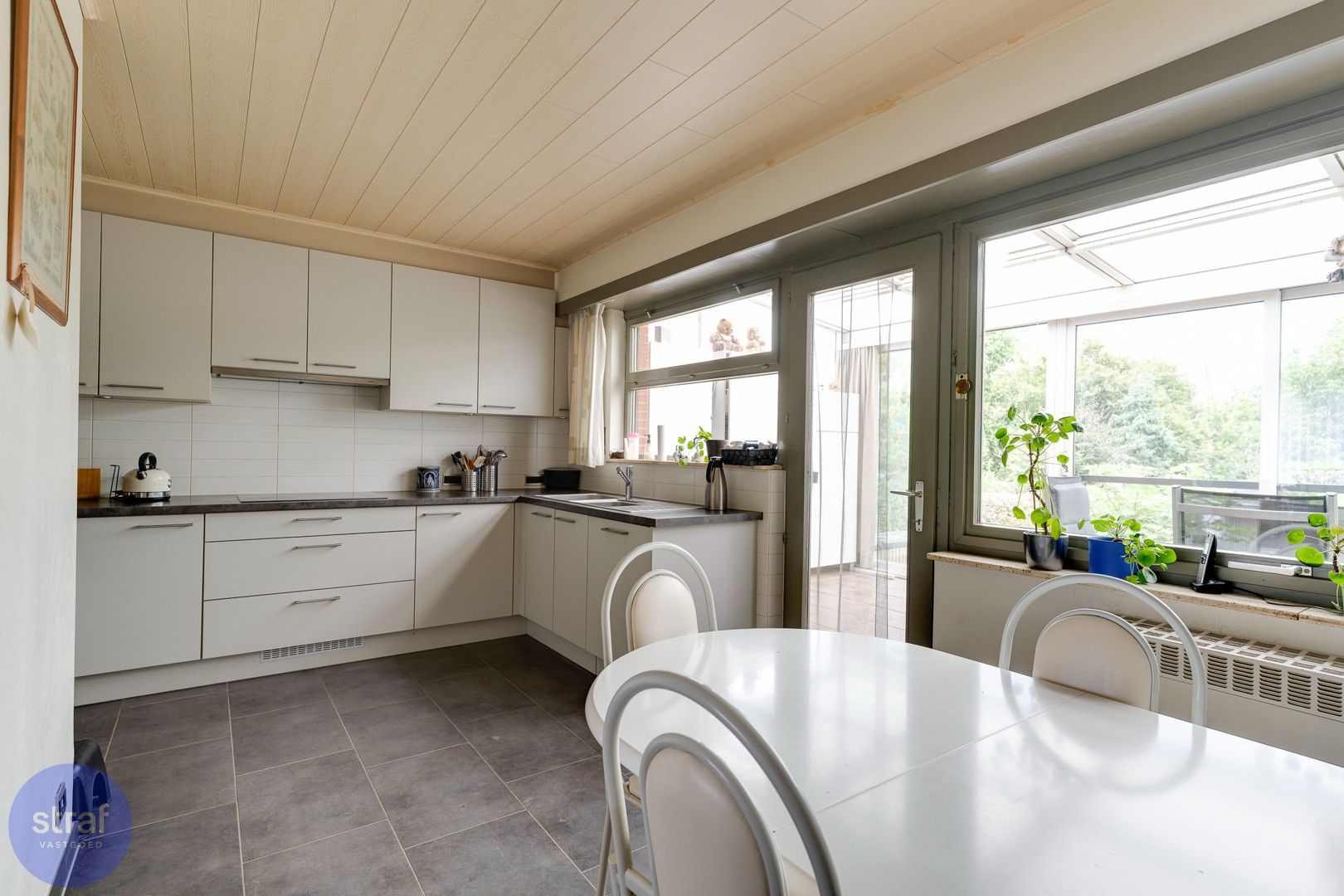 Toffe bel-etage met 3 slaapkamers, zonnepanelen en thuisbatterij foto 7