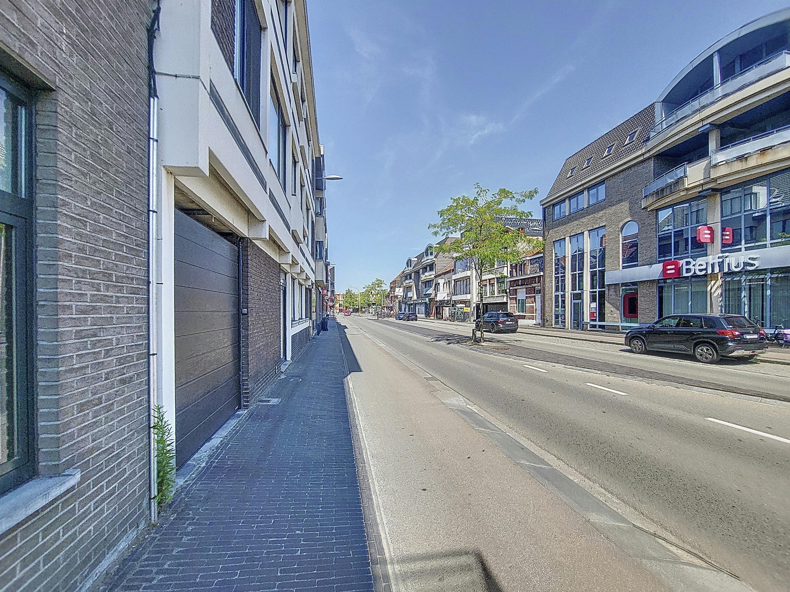 Garagebox te koop in centrum Kapellen - Antwerpsesteenweg 42 foto 3