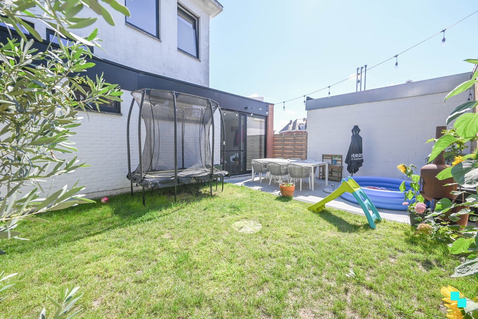Riante woonst in residentiële buurt in Kortrijk foto 5