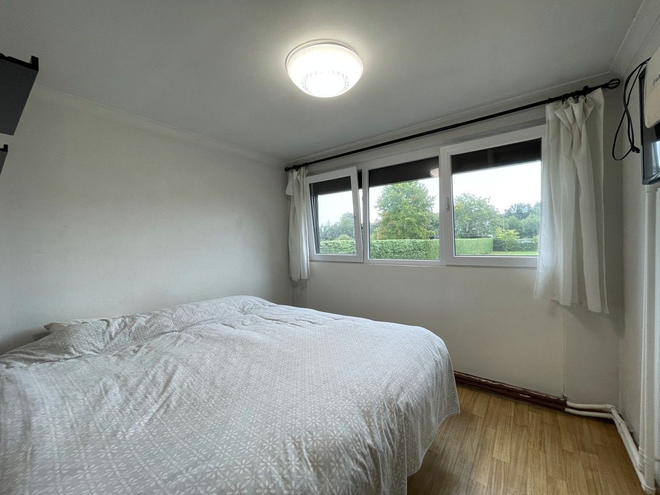 Knusse split-level woning op nagenoeg 27 are grond foto 5