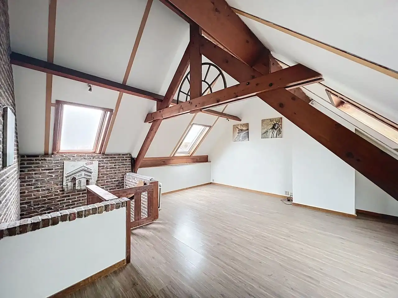 Buitengewoon ruim appartement met open zicht, parking inhuis en multifunctionele zolderruimte foto 20