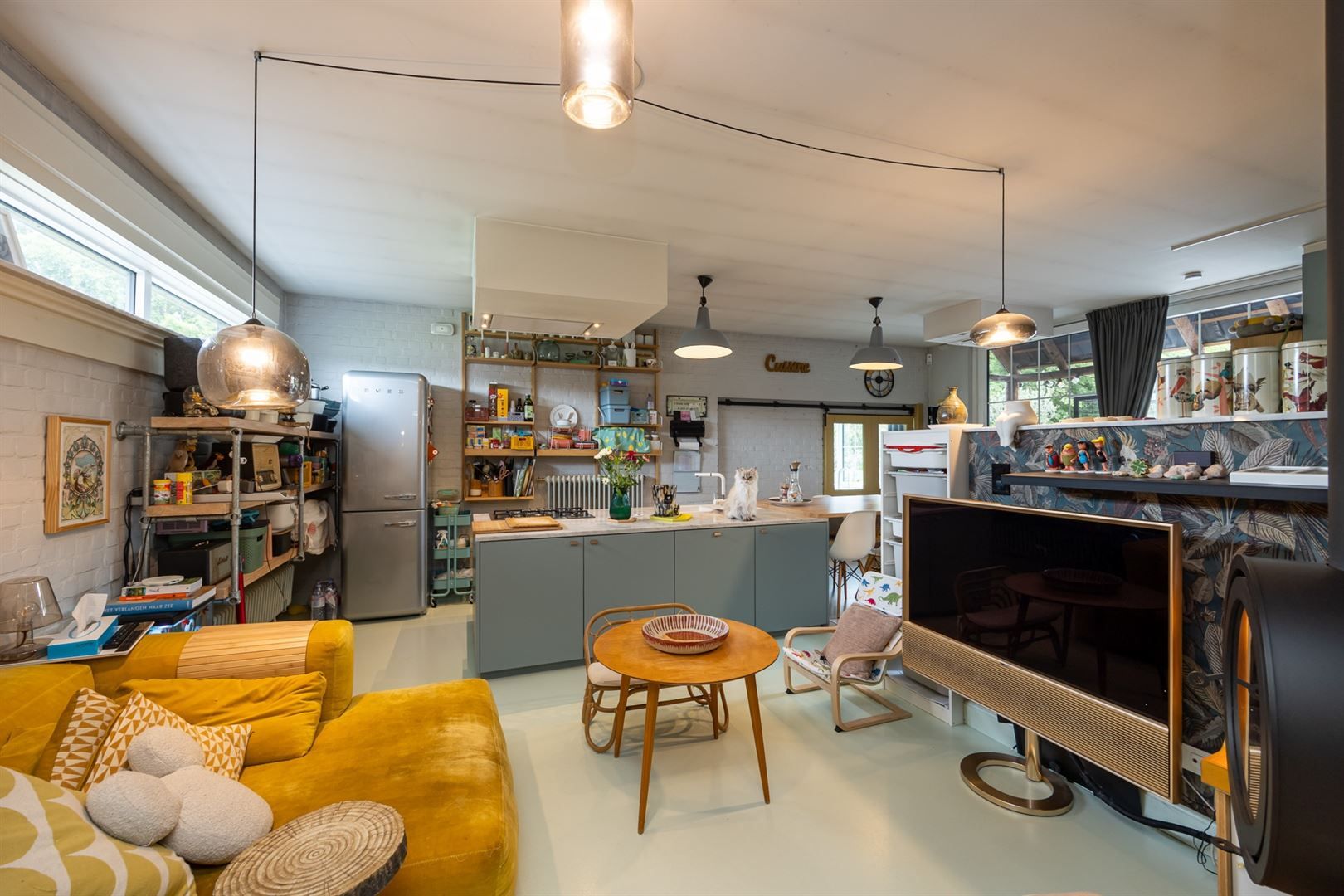 Een luxueus ingerichte woning met 7 slaapkamers en zwembad. foto 35