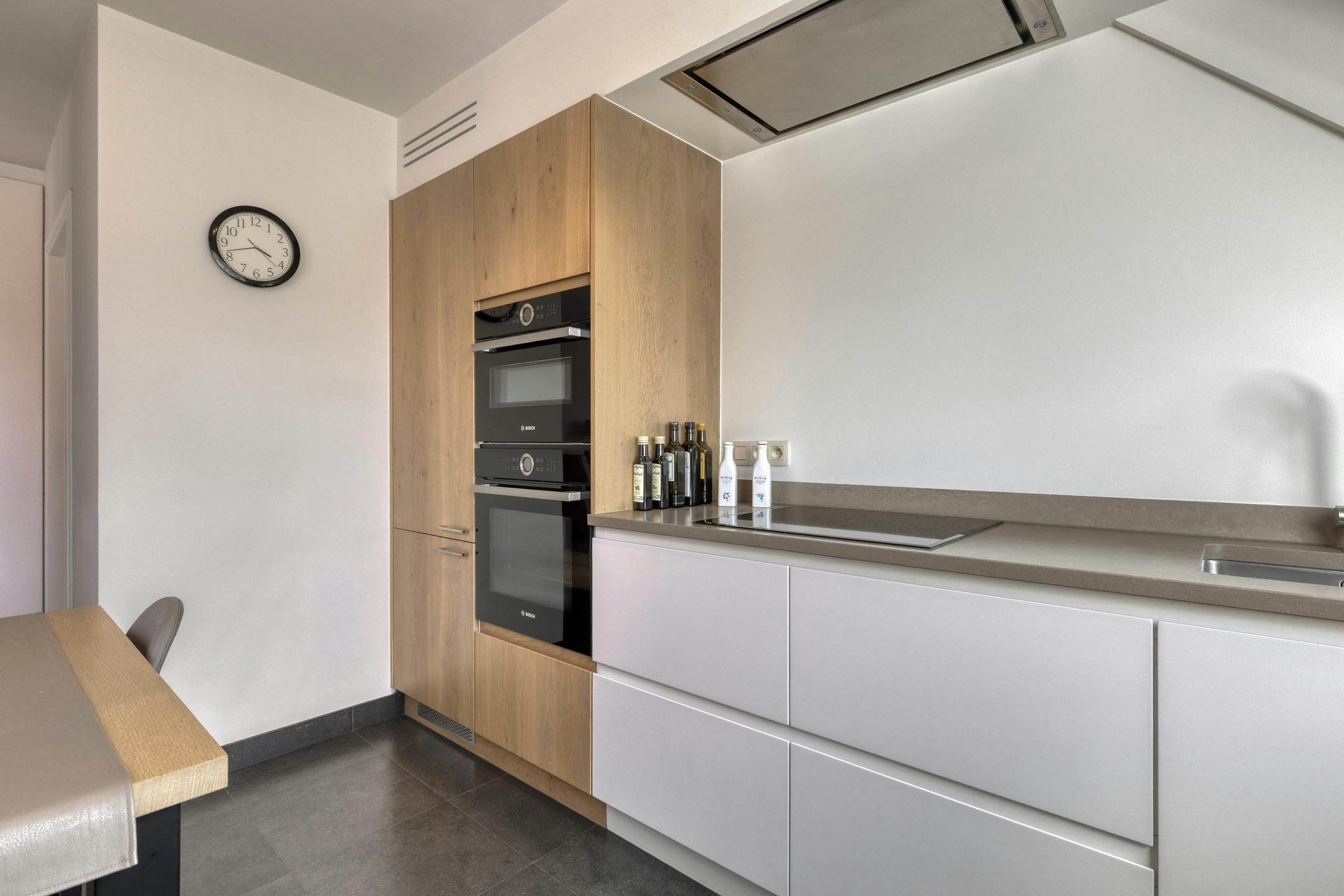 Duplex appartement van ca 142m² te koop in Antwerpen centrum foto 6