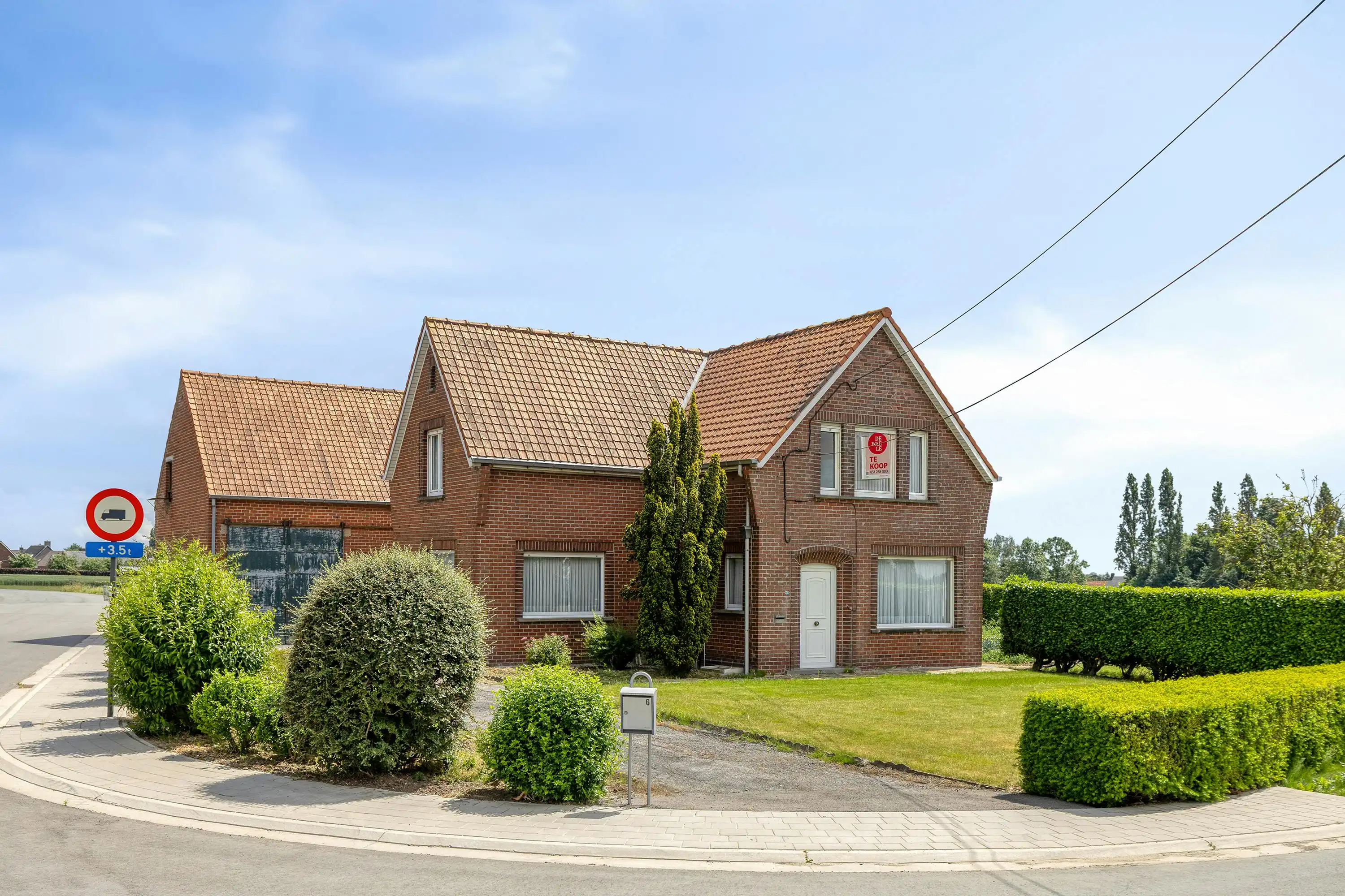 Te renoveren woning met opslag en landelijk zicht op 3635m² foto 4