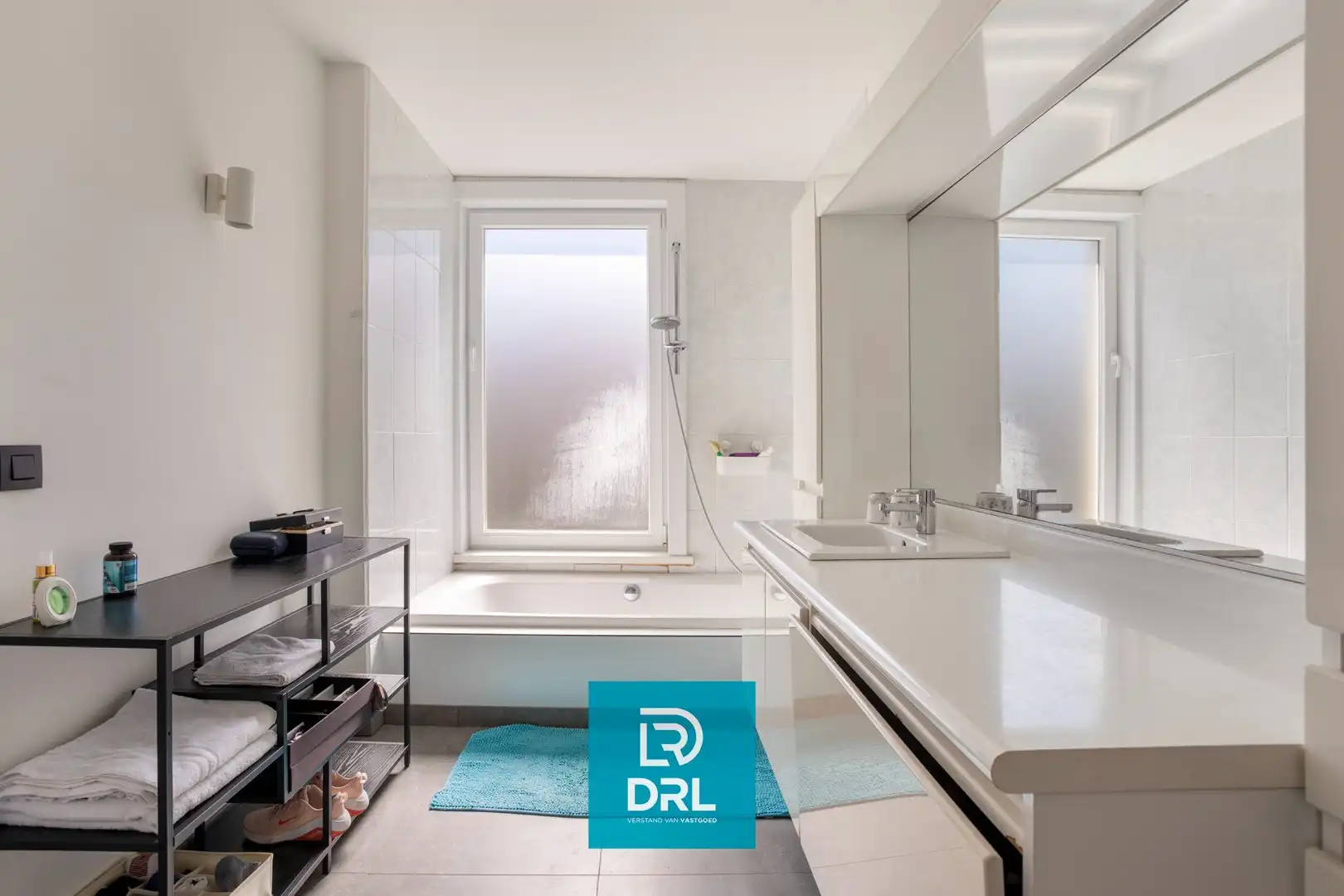 BEDRIJFSGEBOUW met 2 APPARTEMENTEN en HORECAZAAK foto 24