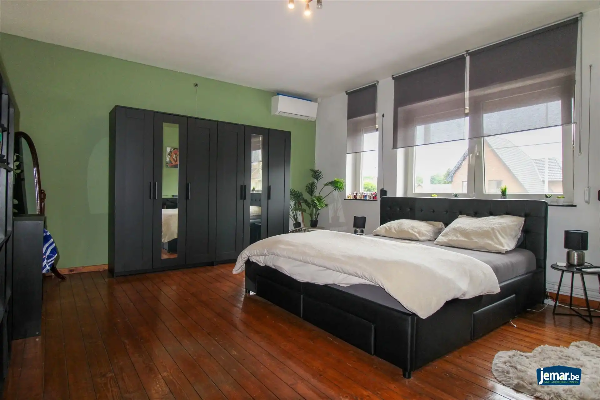 Instapklare en energiezuinige gezinswoning met 5 slaapkamers, zwembad en topligging in Rekem – comfort en ruimte verzekerd! foto 10