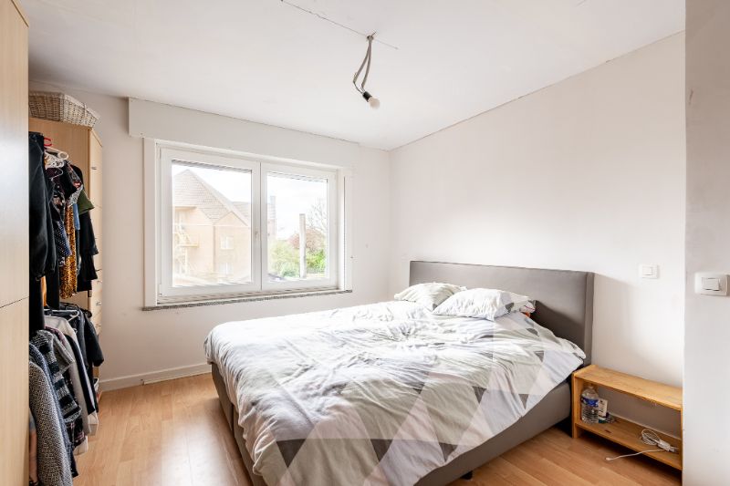 Halfopen woning met 3 slpks en garage foto 10