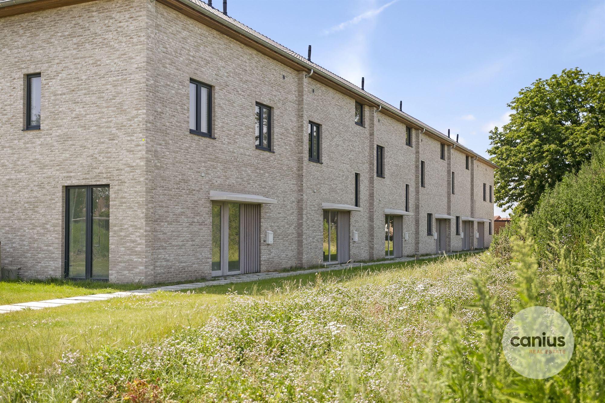 ENERGIEZUINIGE WONING MET 2/3 SLKS + TUIN foto 2