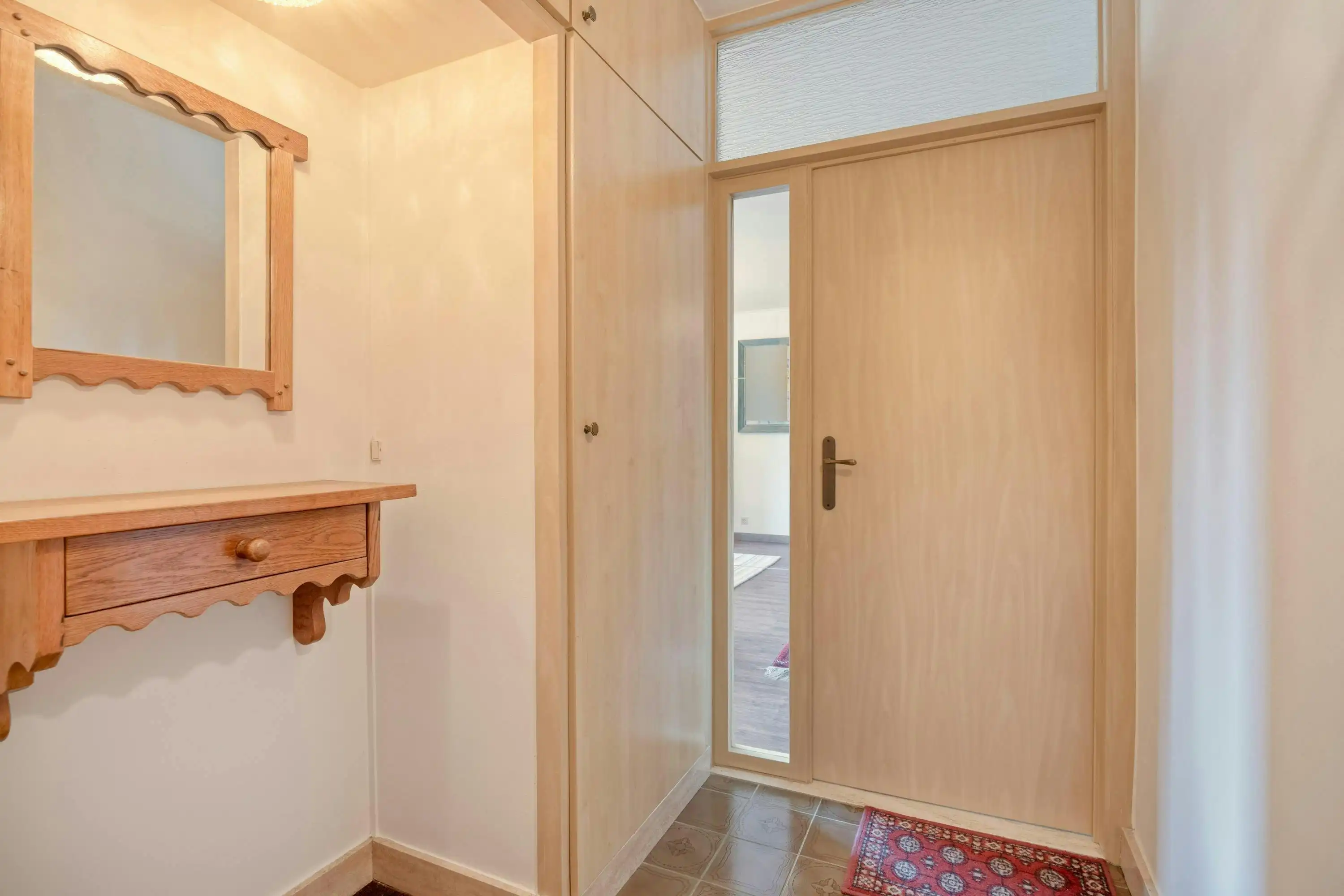 Ruim appartement te koop in Bazel foto 2