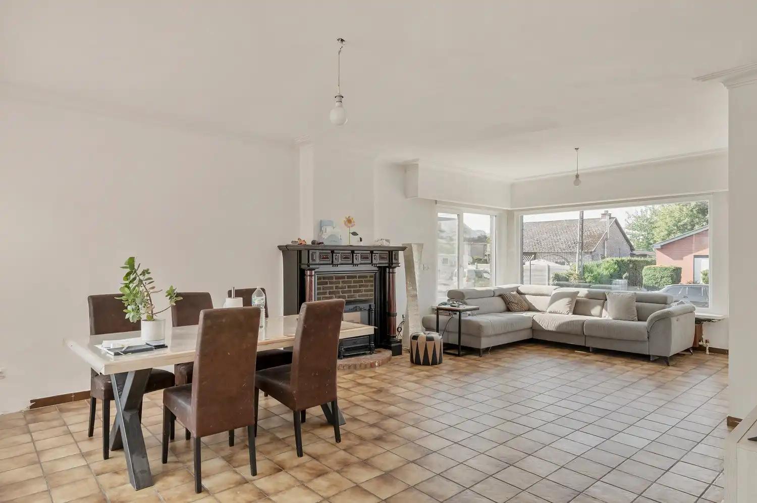 DEELS GERENOVEERDE WONING IN EEN RUSTIGE STRAAT foto 4