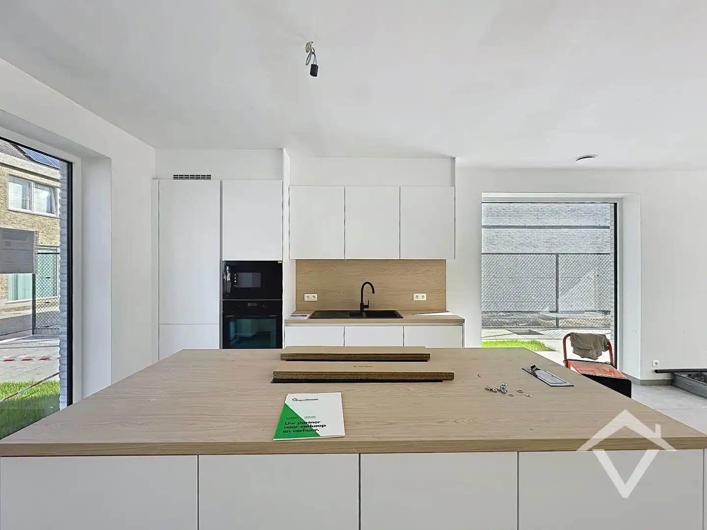 Nieuwbouwwoning met 3 slaapkamers in centrum Koekelare  foto 5