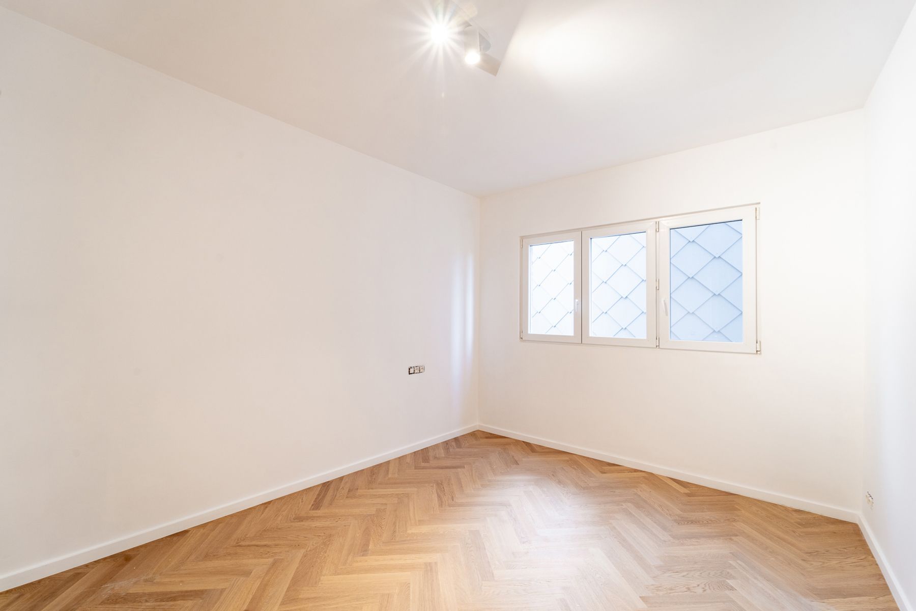 Gerenoveerd 2-slaapkamer appartement  foto 7
