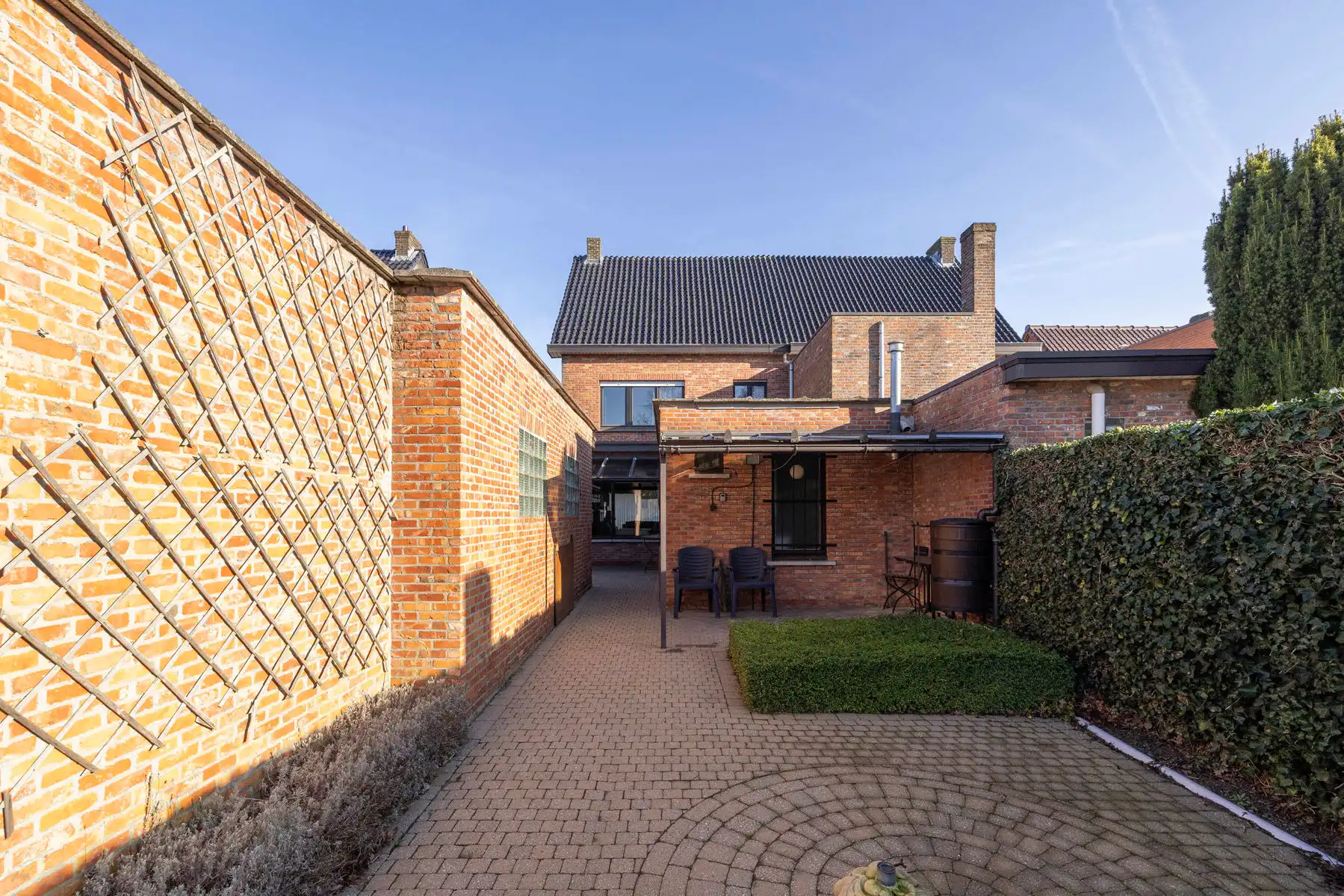 HOB met 3 slpk, garage en tuin op ZW perceel van 700m² foto 23