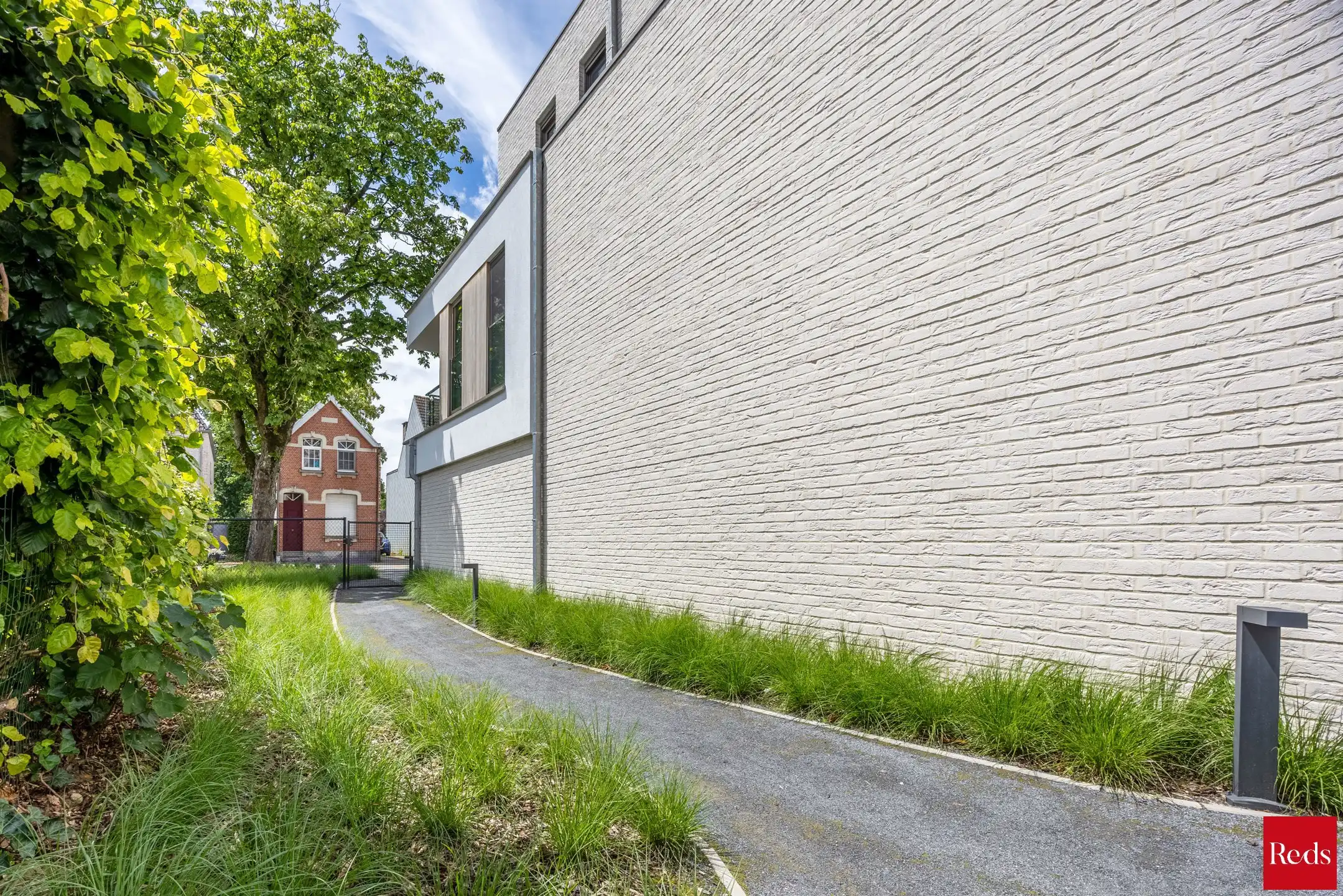 Stijlvol gelijkvloers appartement met tuin foto 25