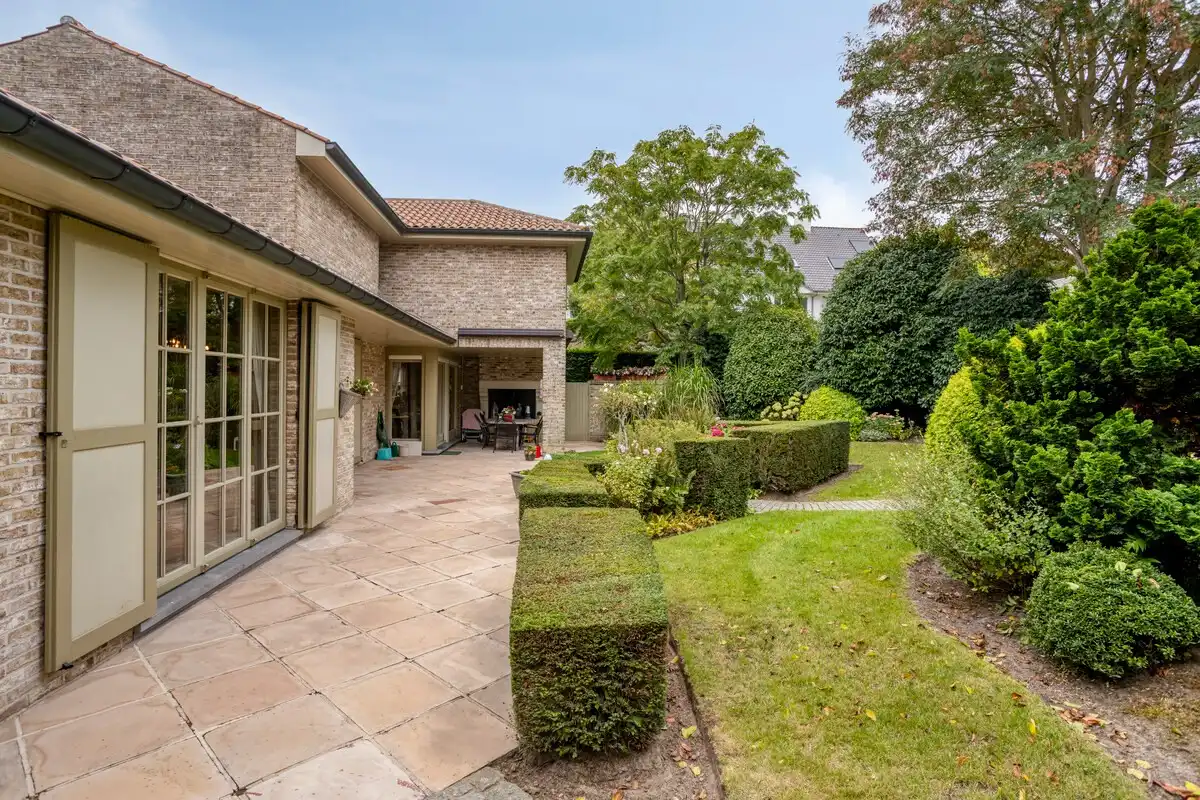 Exclusieve Spaanse villa welgelegen nabij de duinen en de zee. foto 21