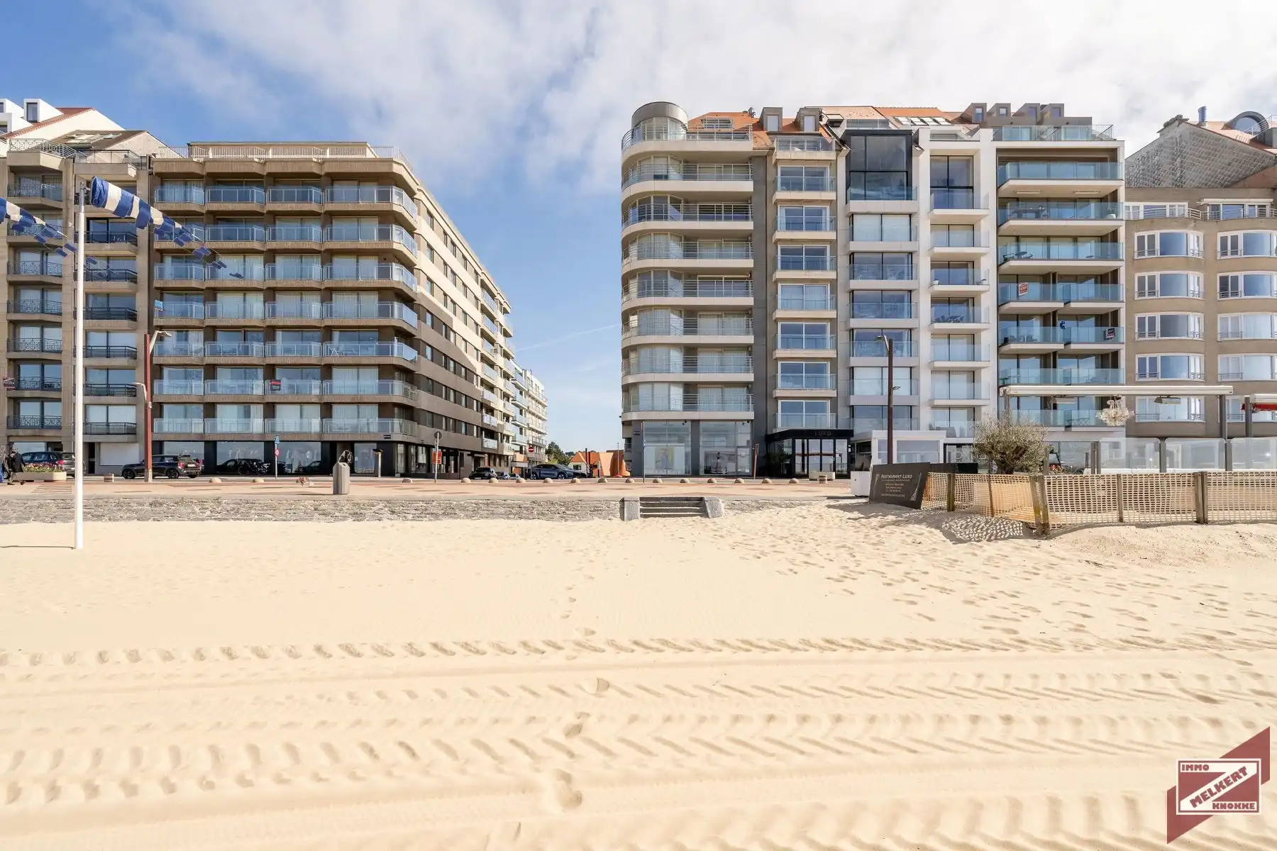 Appartement te koop foto {{pictureIndex}}