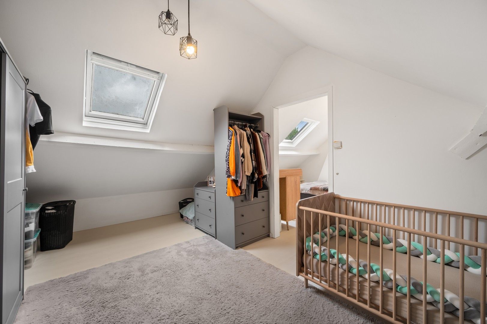 Charmante woning in een groene en rustige woonomgeving foto 14