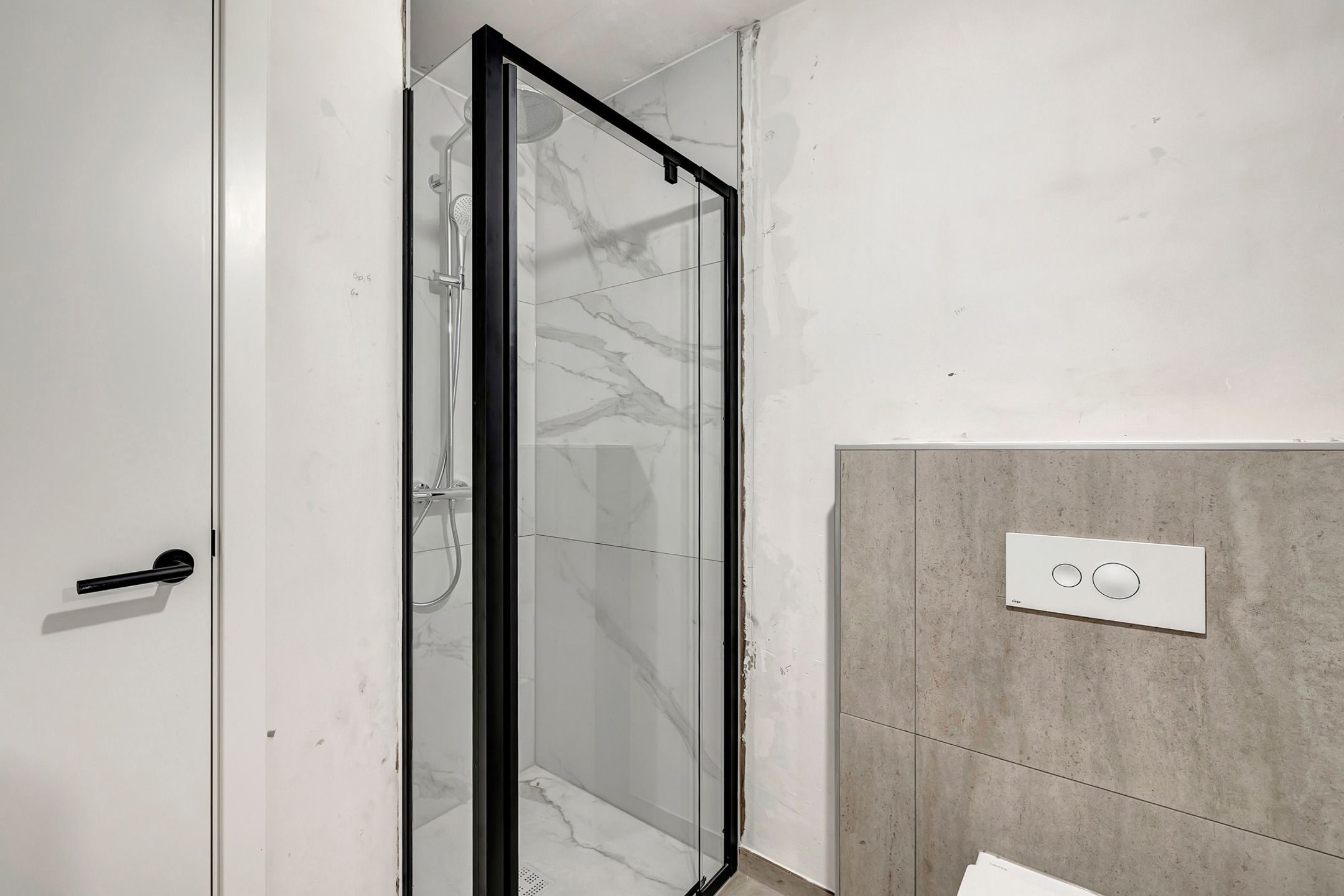 Opbrengsteigendom met 3 appartementen en handelsgelijkvloers foto 10
