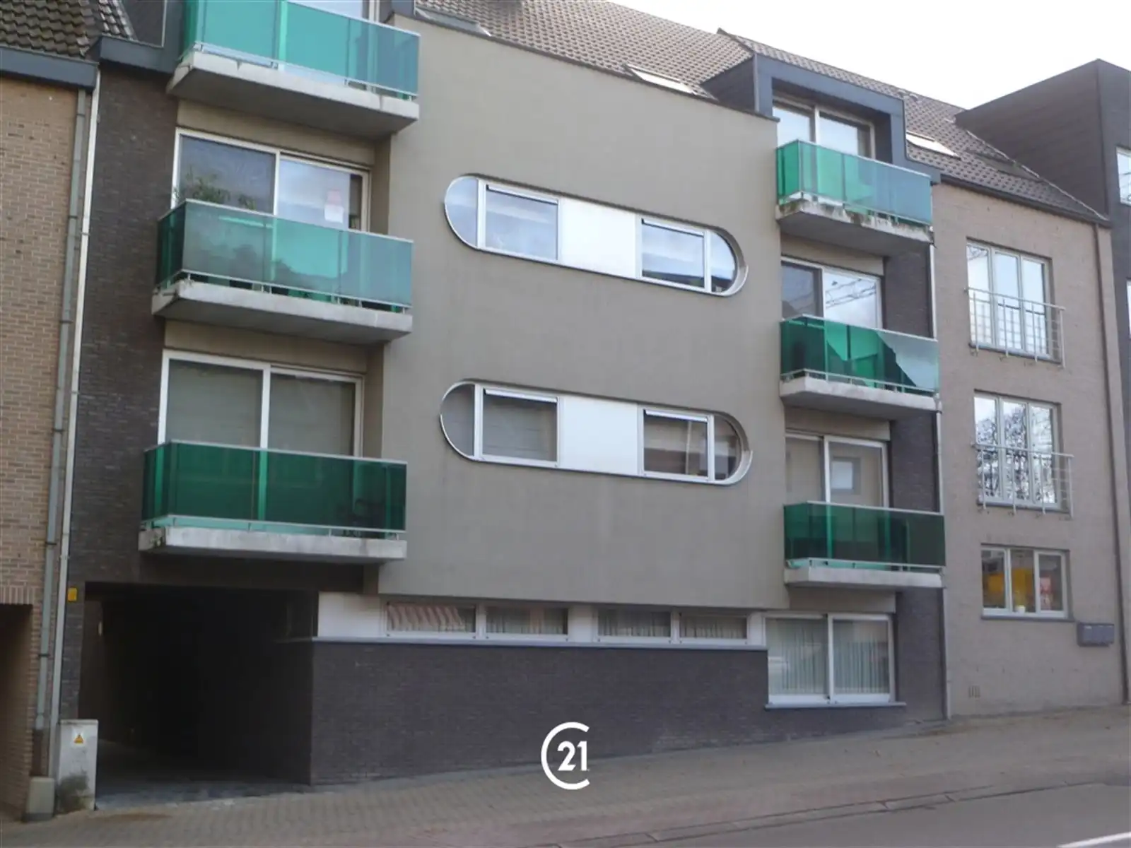 Aangenaam appartement + garage in centrum foto {{pictureIndex}}