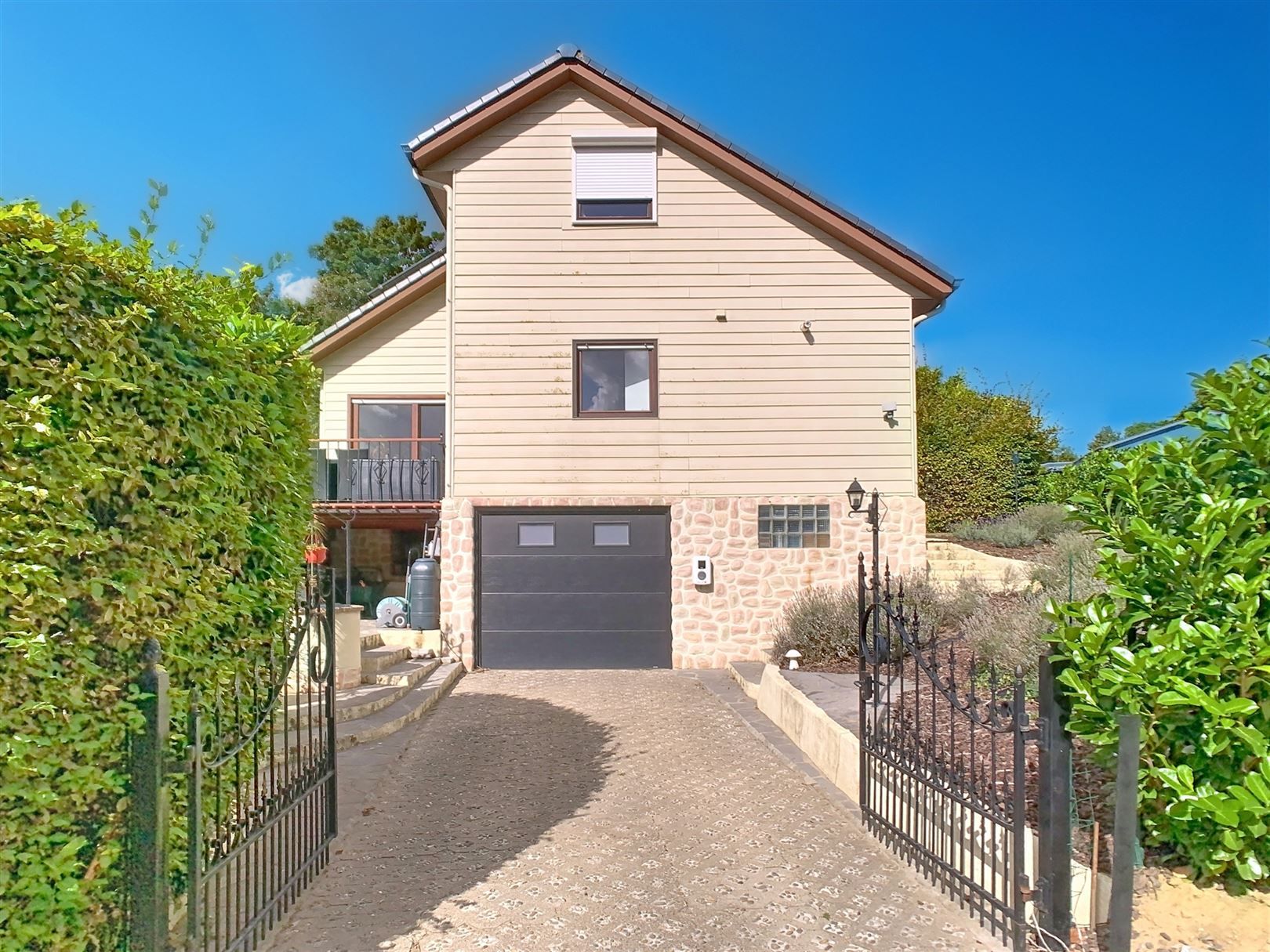 ()=>{if(producerUpdateValueVersion(node),producerAccessed(node),node.value===ERRORED)throw node.error;return node.value} Steenbergstraat 41 - 3078 MEERBEEK