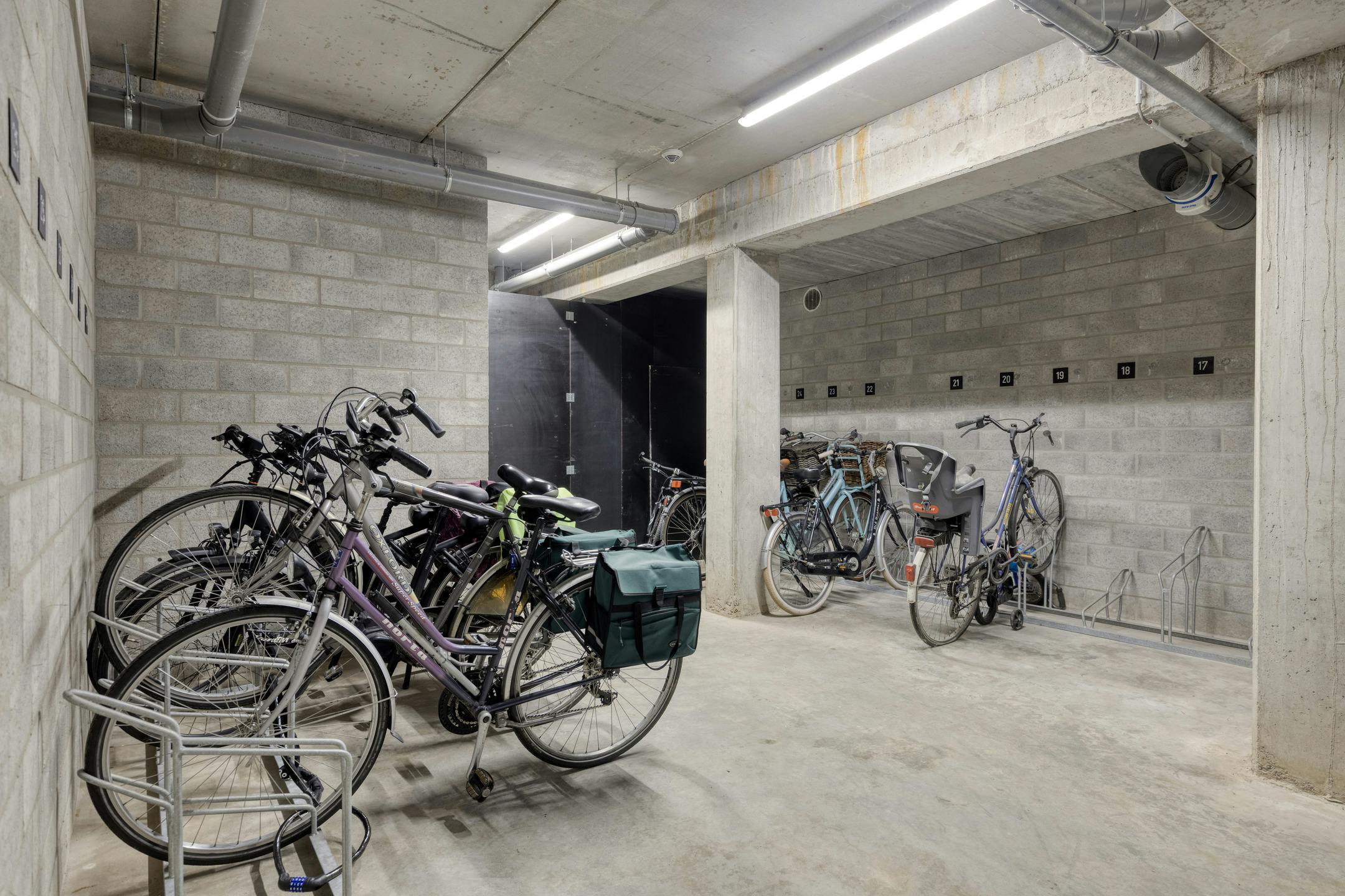 Appartement met twee slaapkamers te koop in Wuustwezel! foto 23