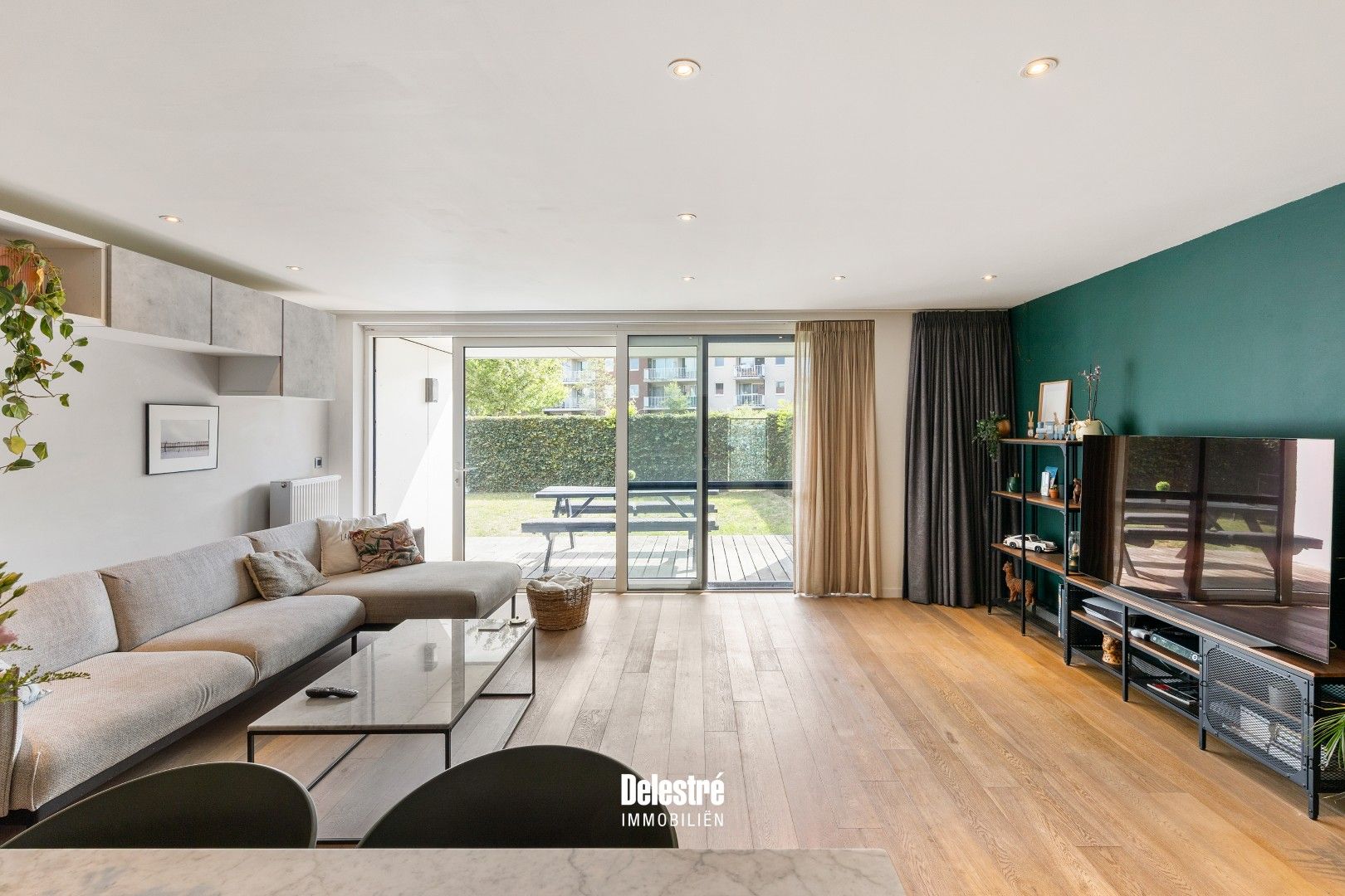 INSTAPKLAAR APP. 3 SLPK. 2 BADKAMERS MET TUIN EN TERRAS  foto 6