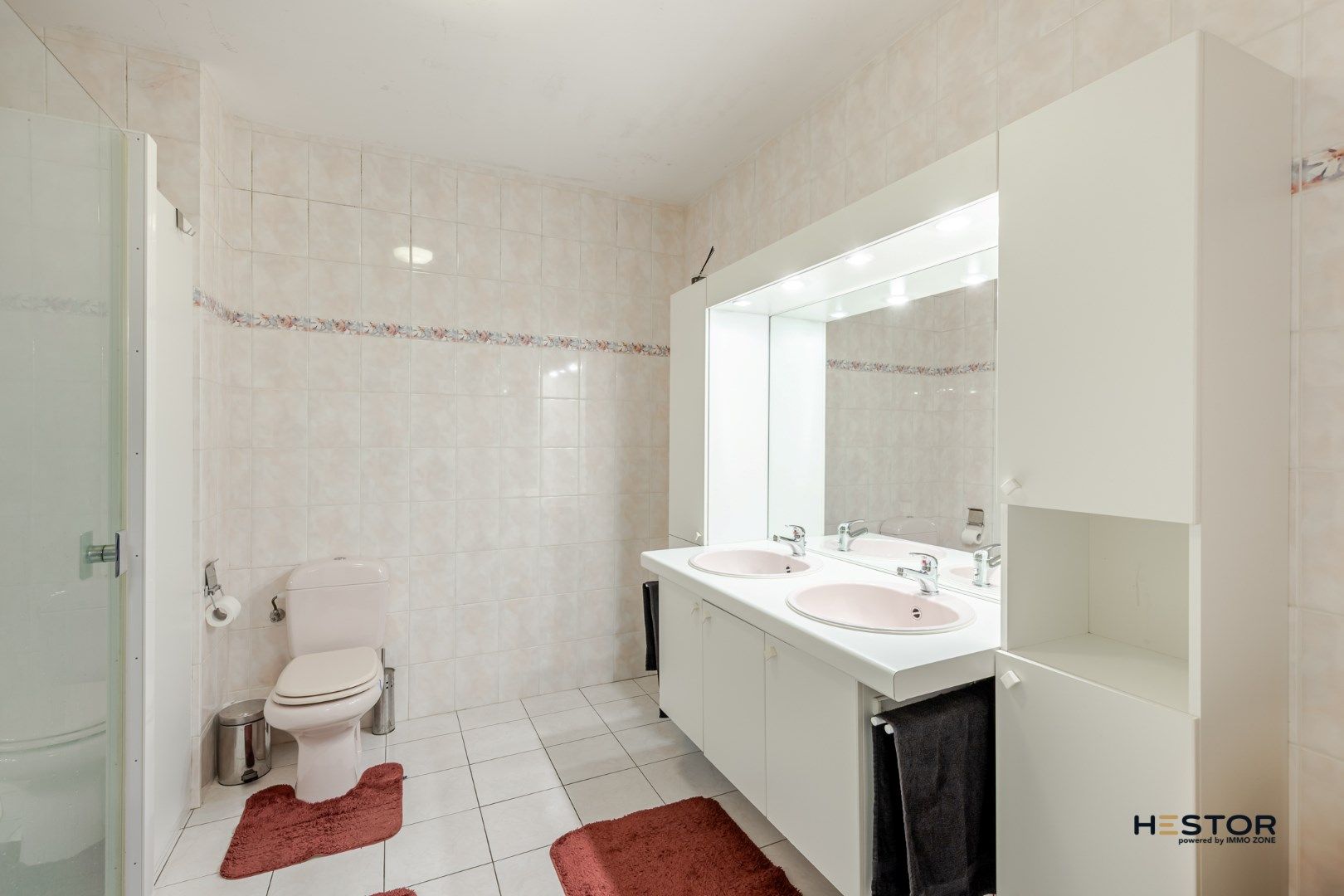 Ruim appartement met terras in het centrum van Beveren-Waas foto 8