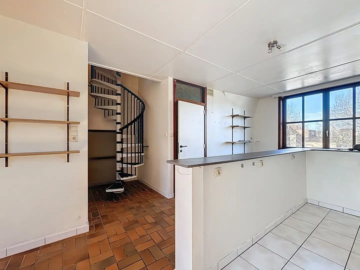 Instapklaar 1 slaapkamer appartement. foto 5