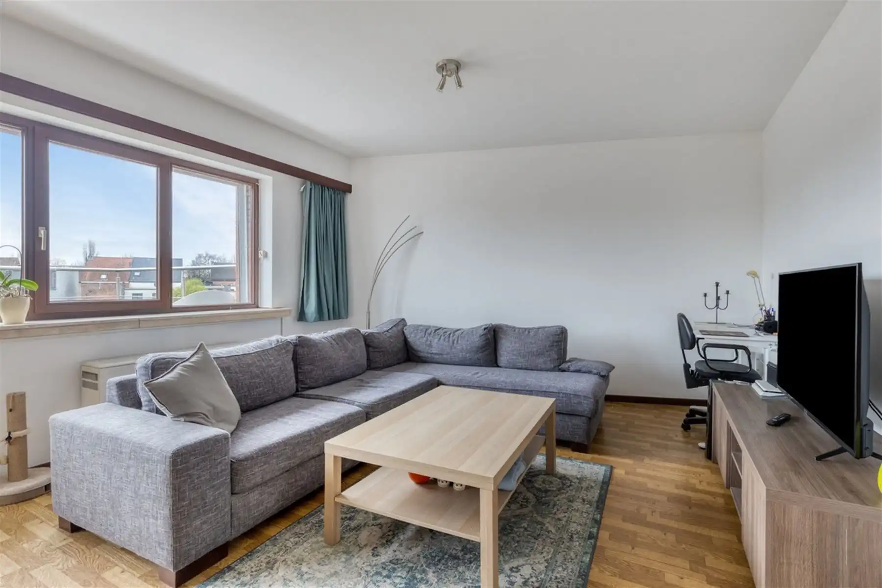 Appartement met 2 slaapkamers, terras en garage foto 6