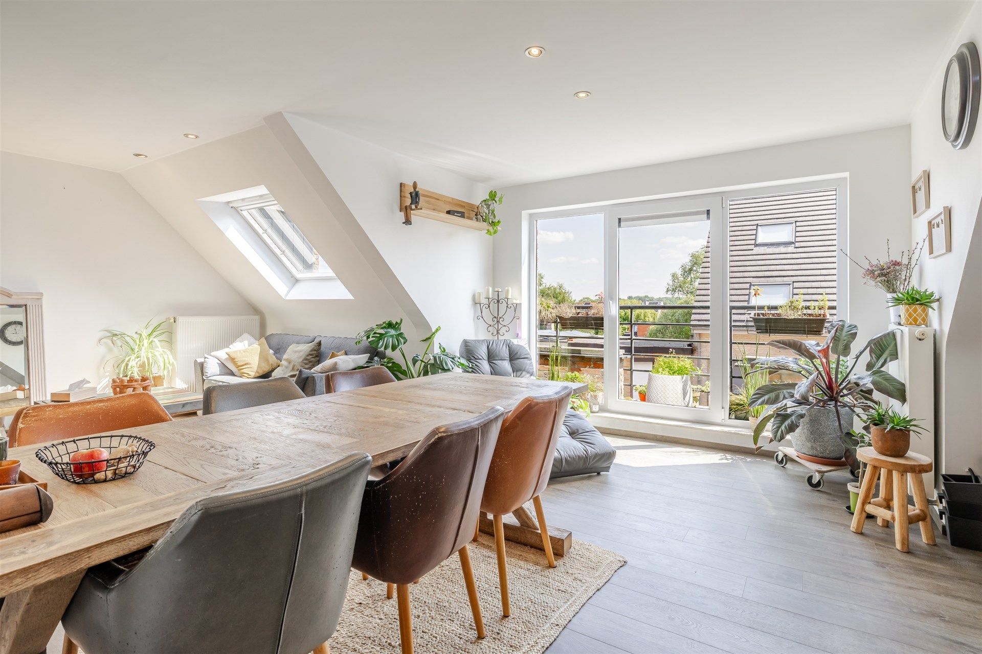 Topper! Instapklaar charmant duplex appartement op toplocatie! foto 8