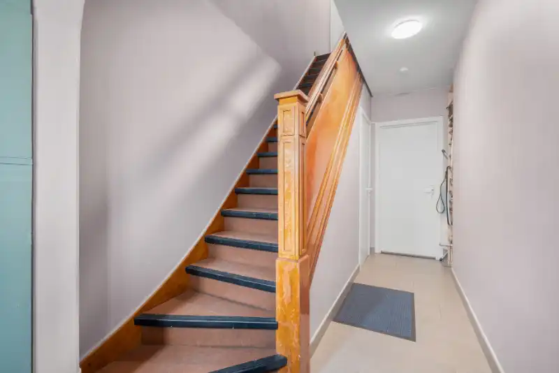 --- OPPORTUNITEIT --- building bestaande uit 3 appartementen (5% netto huurrendement)! foto 30